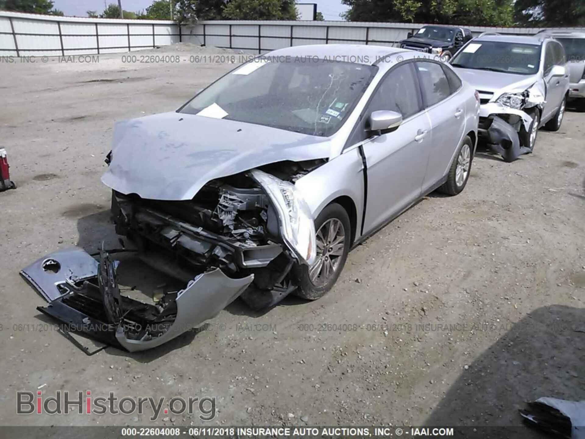 2012 Ford Focus - VIN: 1FAHP3H20CL382707 - Photo 2
