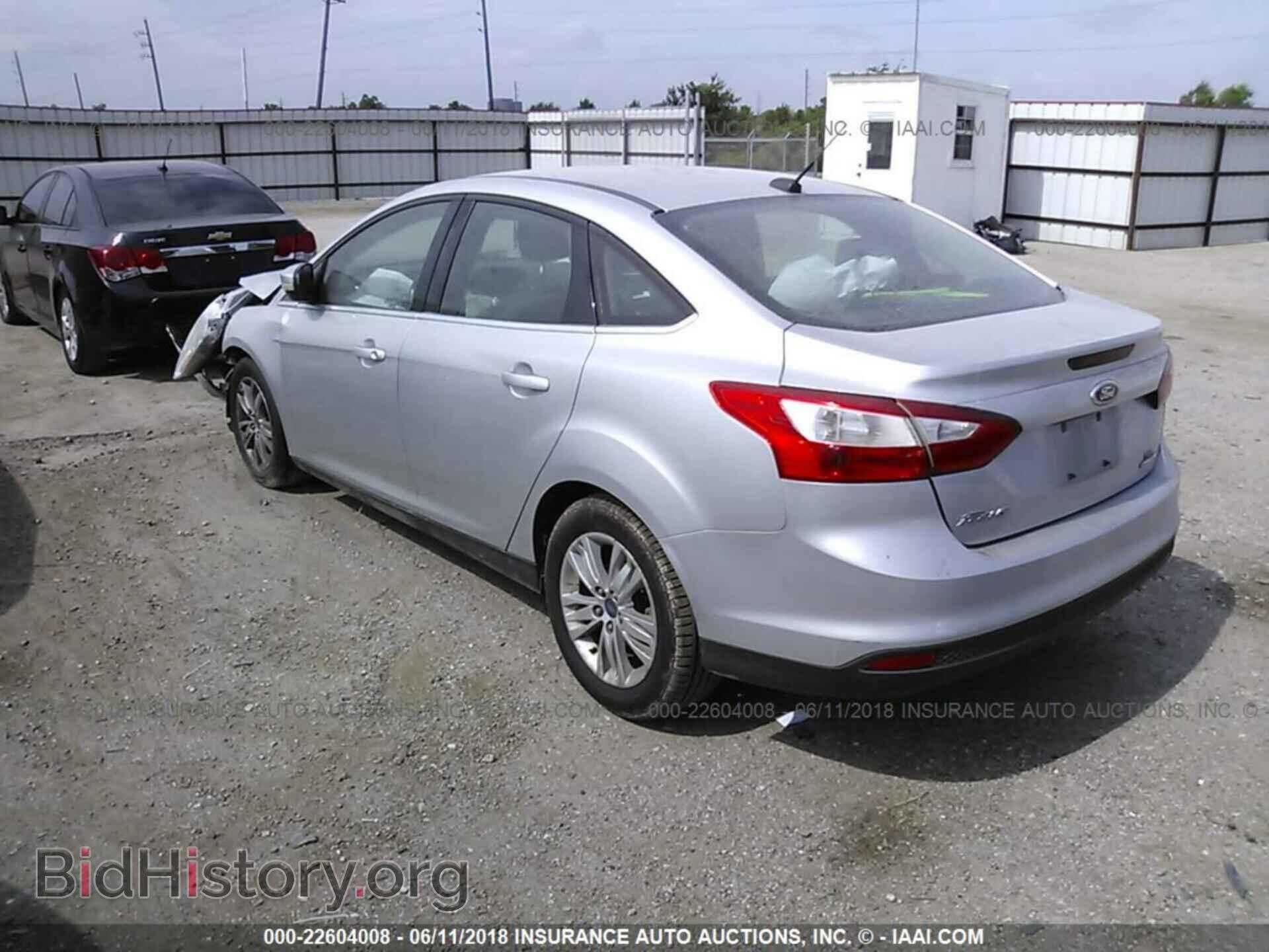 2012 Ford Focus - VIN: 1FAHP3H20CL382707 - Photo 3