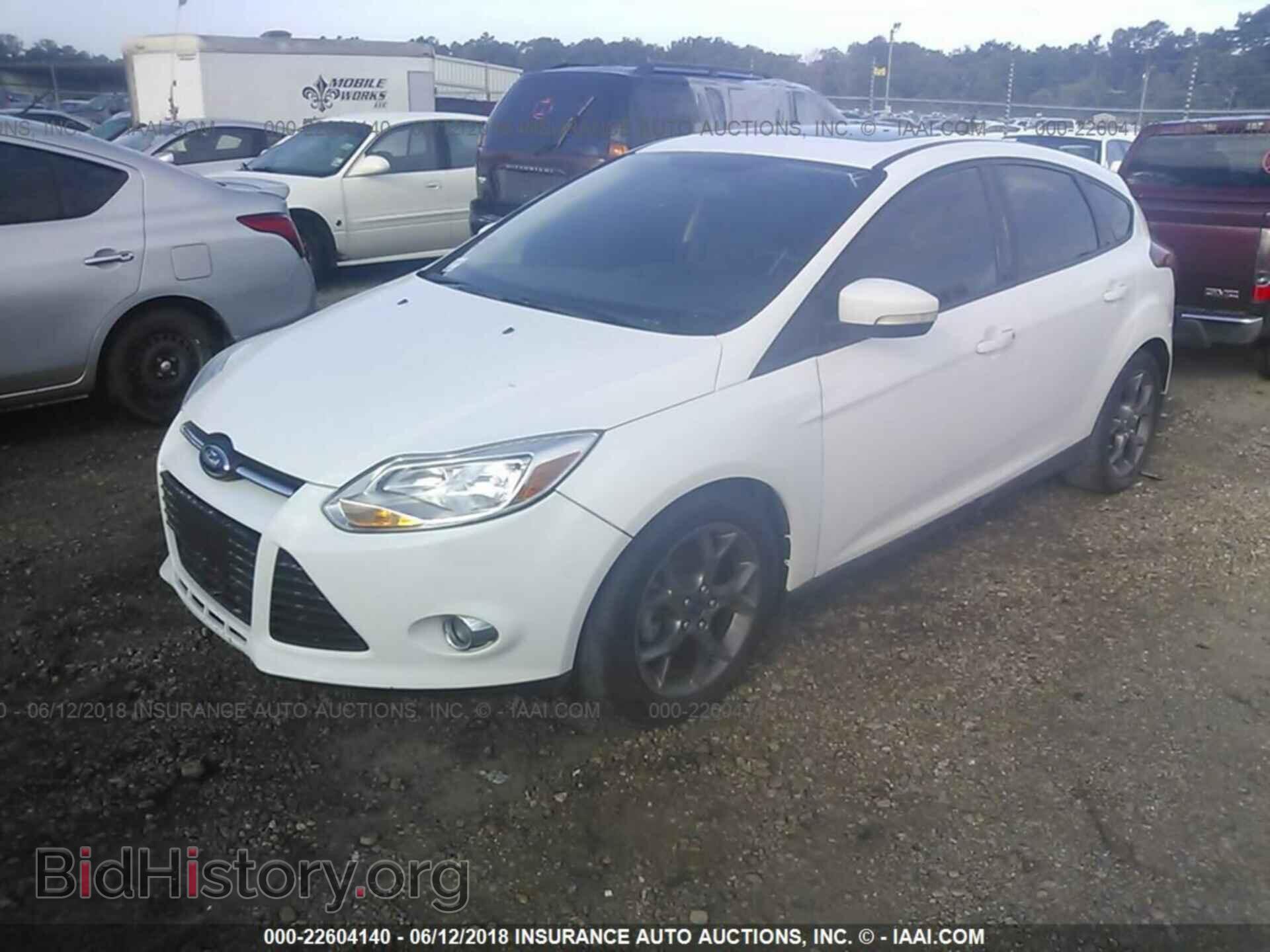 2013 Ford Focus - VIN: 1FADP3K2XDL336424 - Фото 2