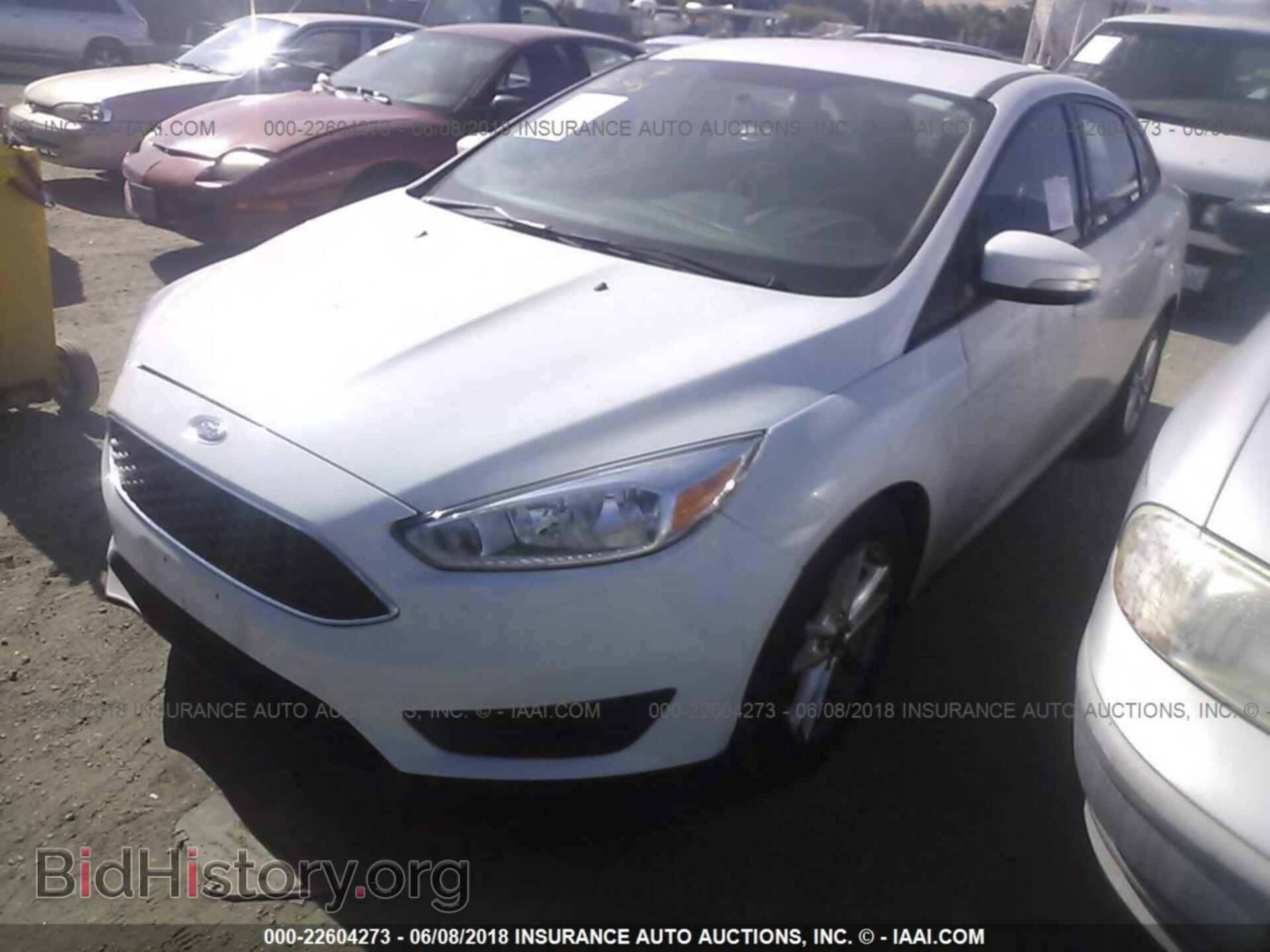 2016 Ford Focus - VIN: 1FADP3F25GL268791 - Фото 2