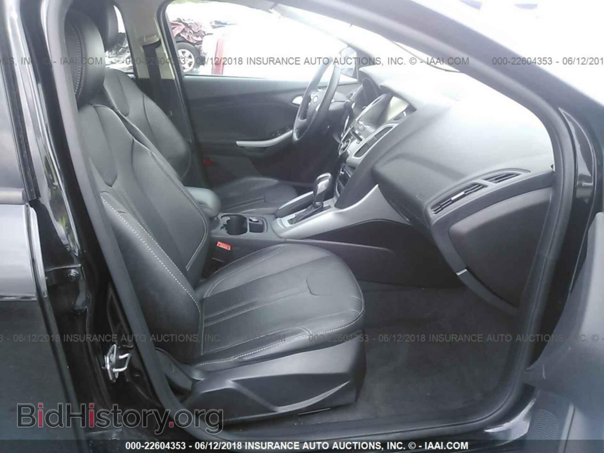 2013 Ford Focus - VIN: 1FADP3F24DL294908 - Photo 5