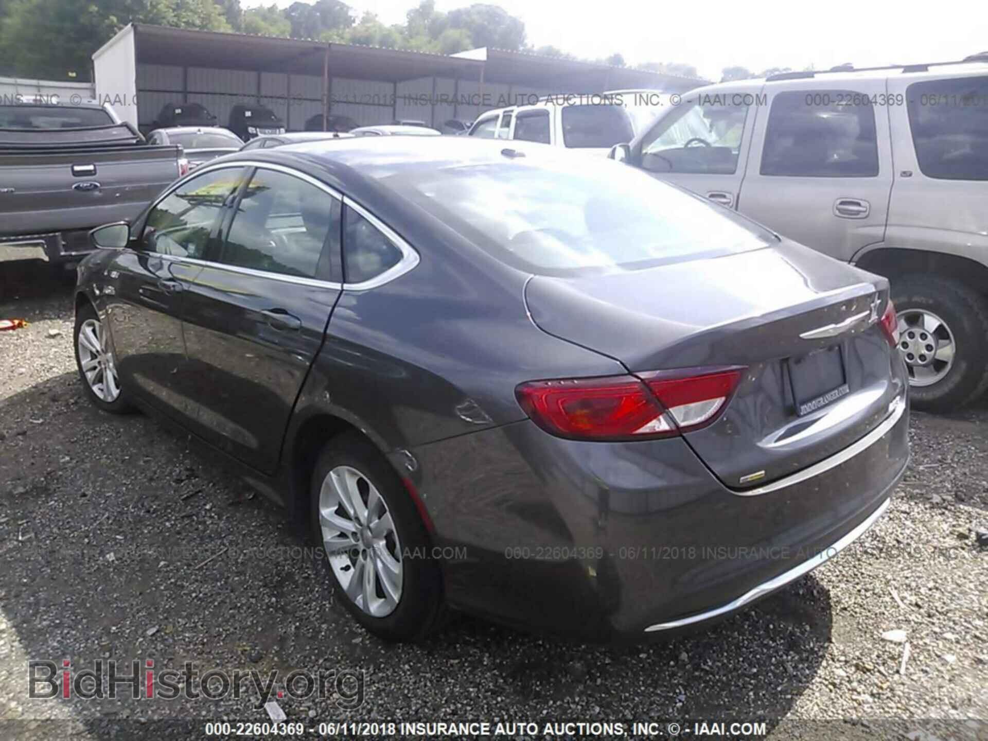 2015 Chrysler 200 - VIN: 1C3CCCAB0FN719318 - Photo 3