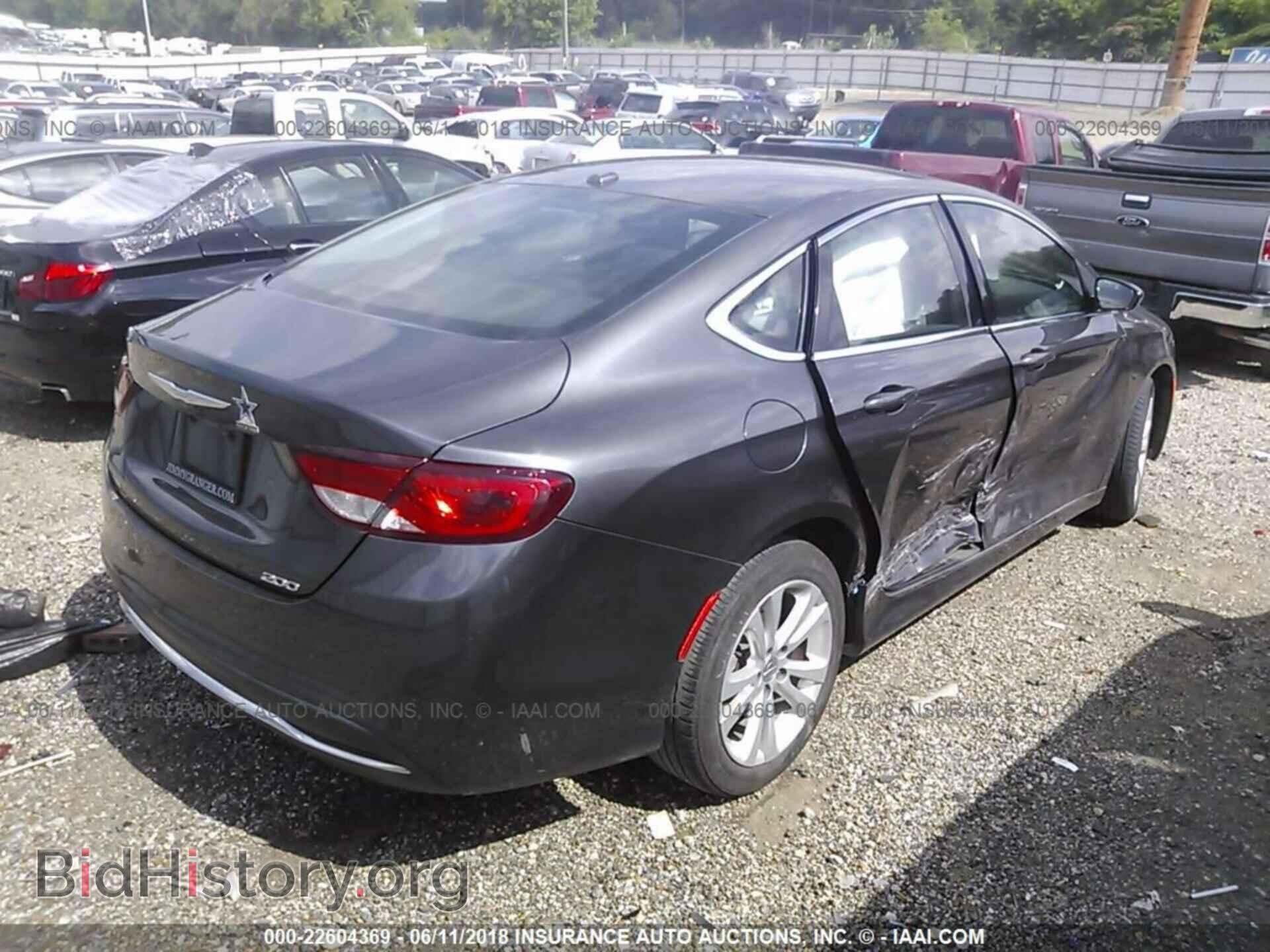 2015 Chrysler 200 - VIN: 1C3CCCAB0FN719318 - Photo 4