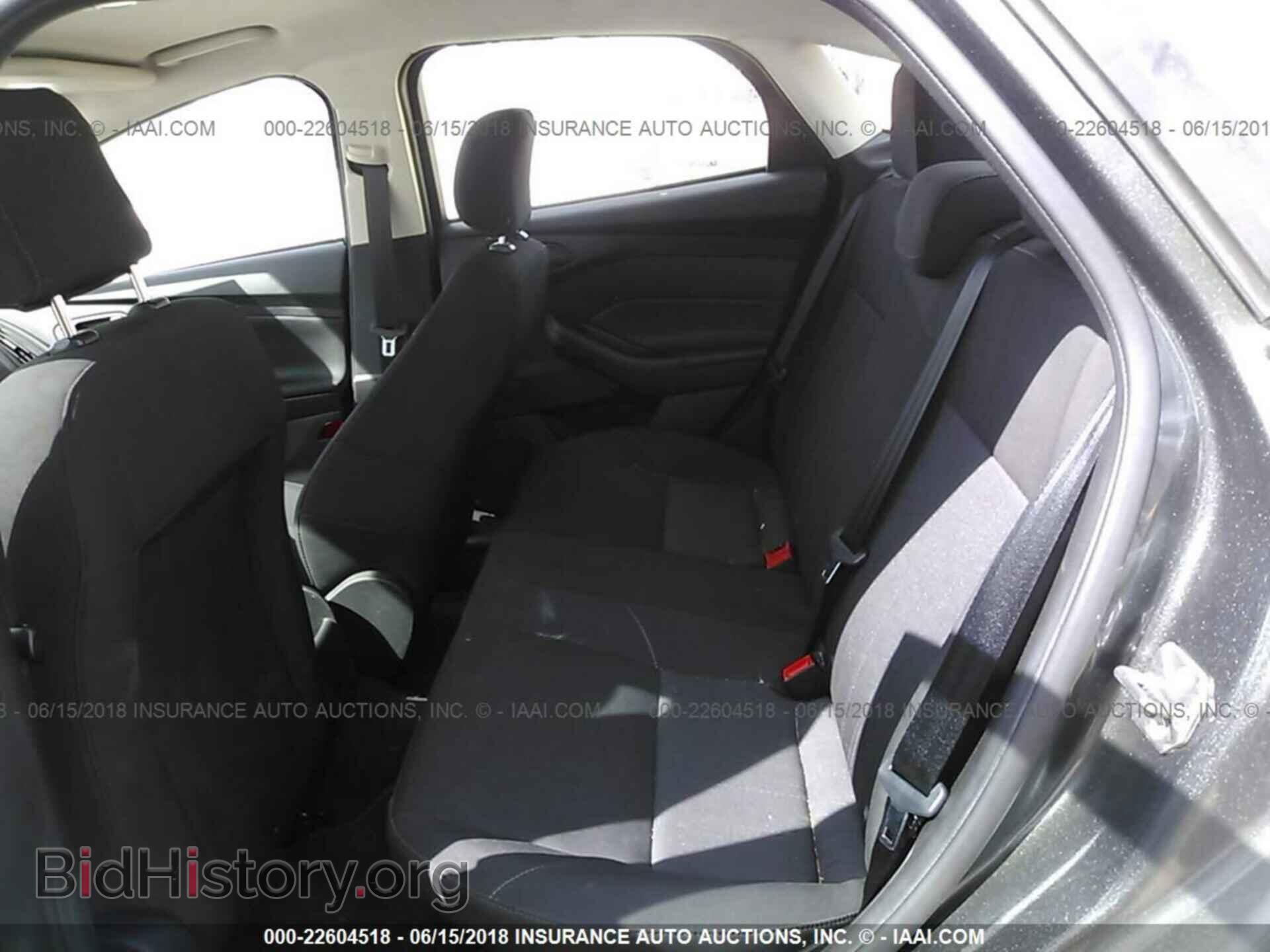 2017 Ford Focus - VIN: 1FADP3E25HL206357 - Photo 8