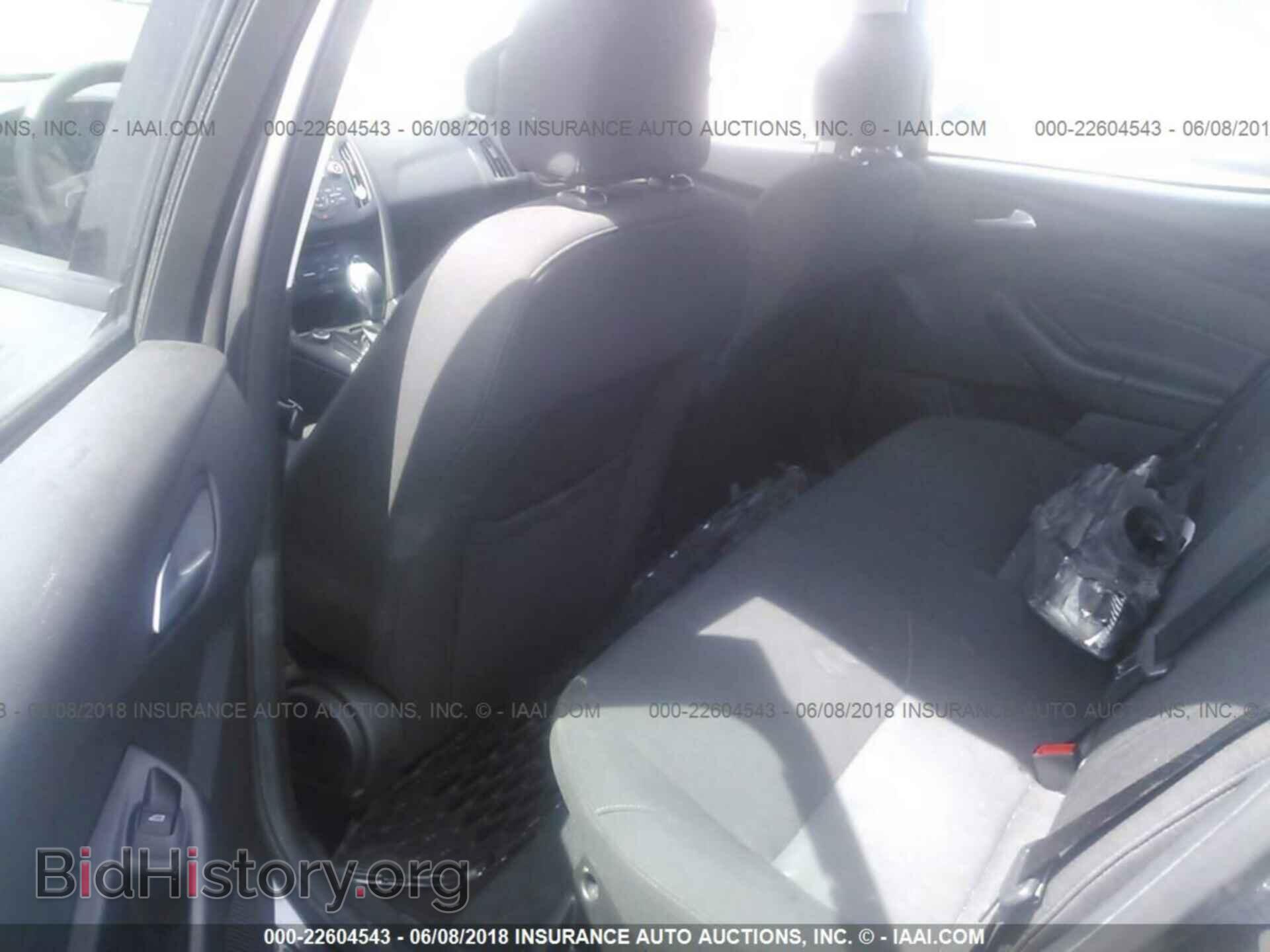 2015 Ford Focus - VIN: 1FADP3F28FL272820 - Фото 8