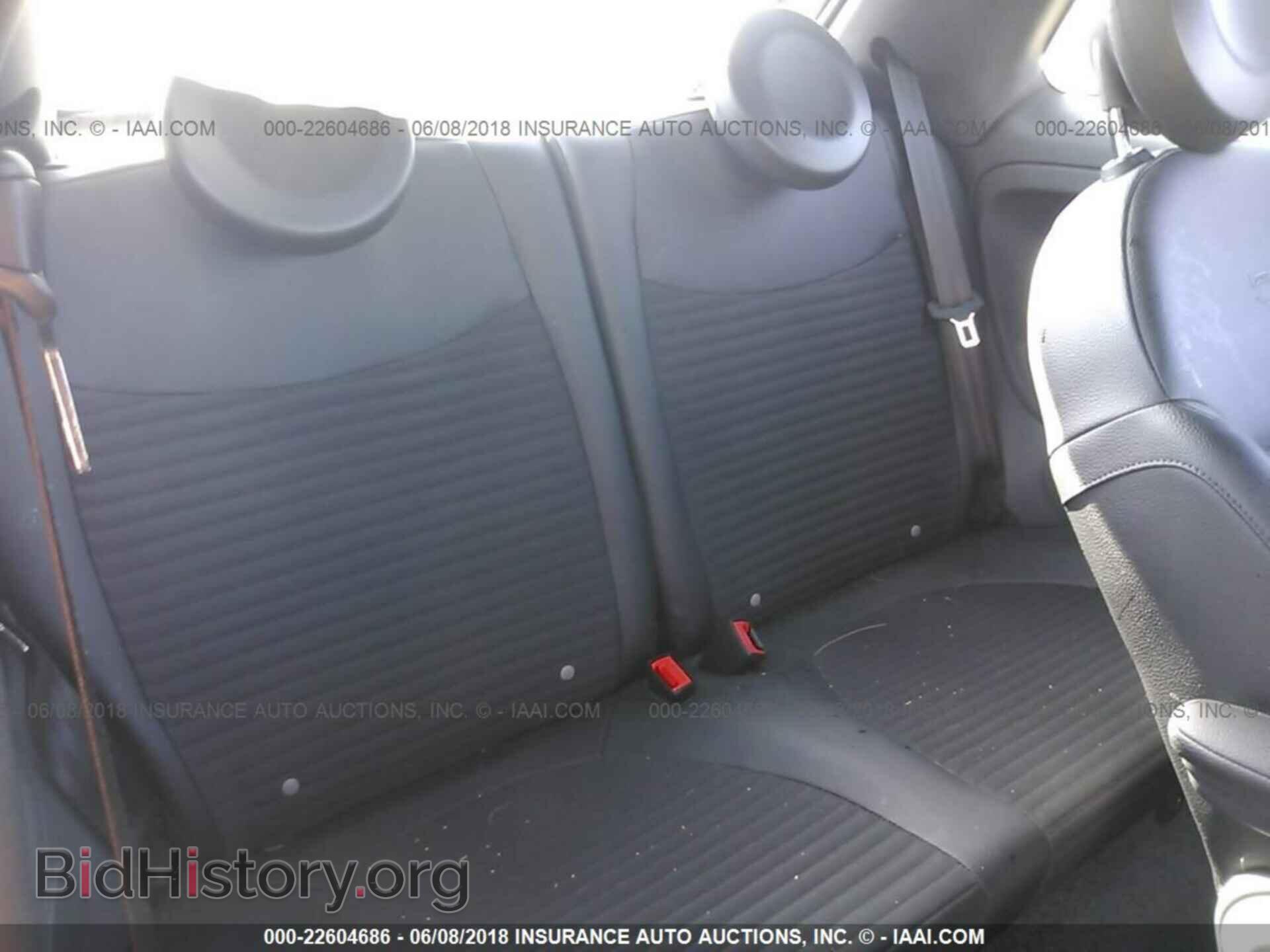 2015 Fiat 500 - VIN: 3C3CFFBR9FT613356 - Photo 8