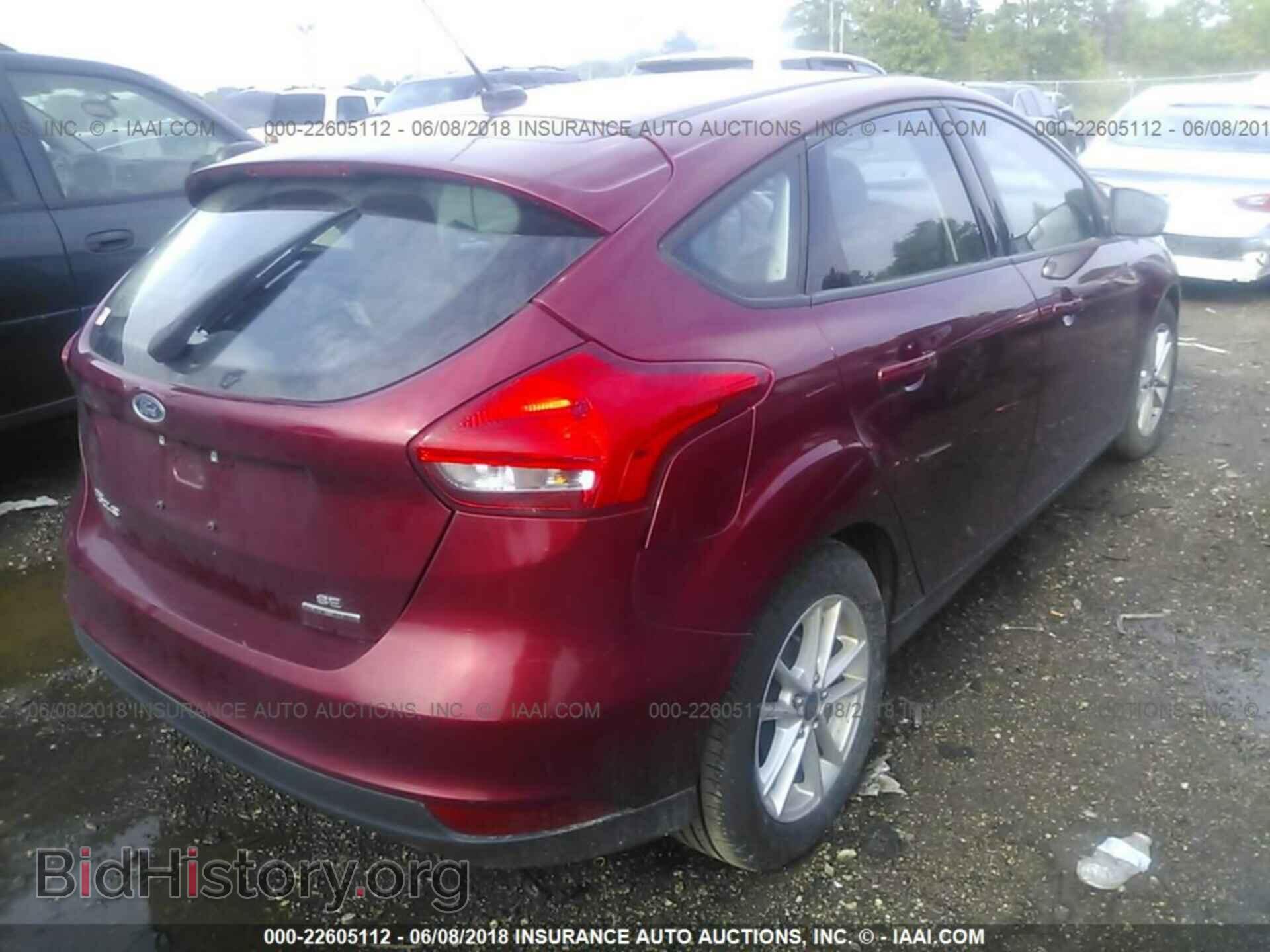 2015 Ford Focus - VIN: 1FADP3K23FL200834 - Photo 4