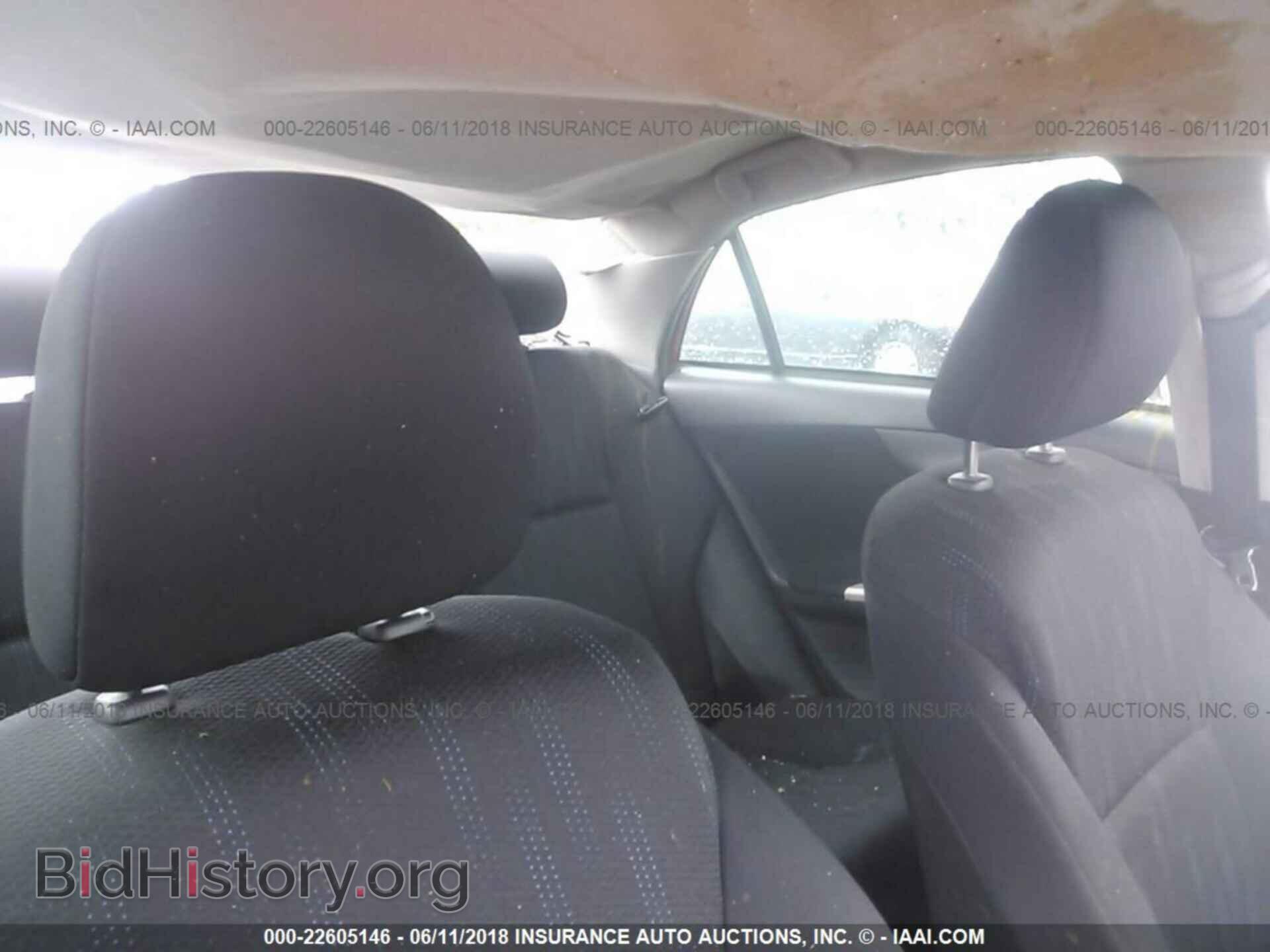 2011 Toyota Corolla - VIN: 2T1BU4EE6BC568979 - Photo 8
