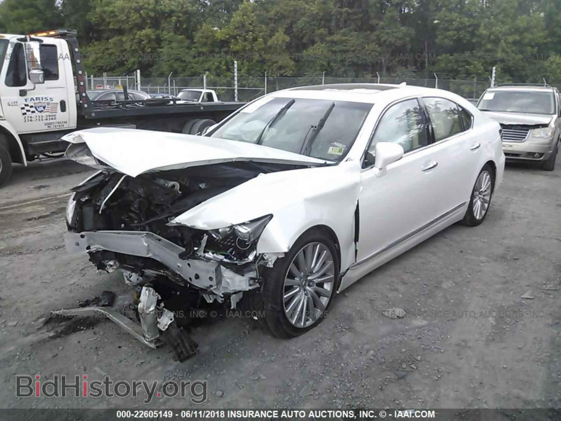 2014 Lexus Ls - VIN: JTHCL5EF3E5020170 - Photo 2