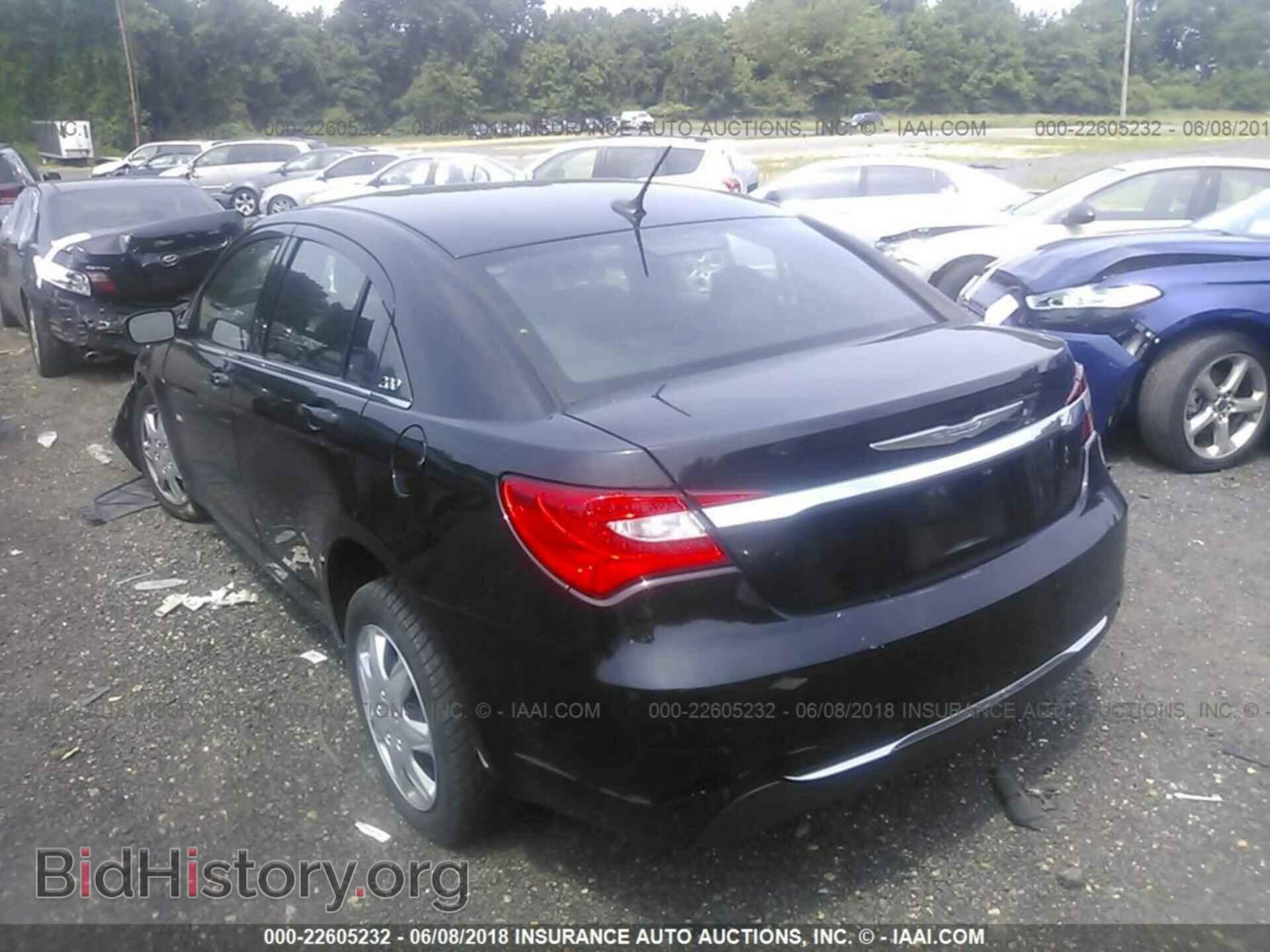 2014 Chrysler 200 - VIN: 1C3CCBAB6EN208091 - Photo 3