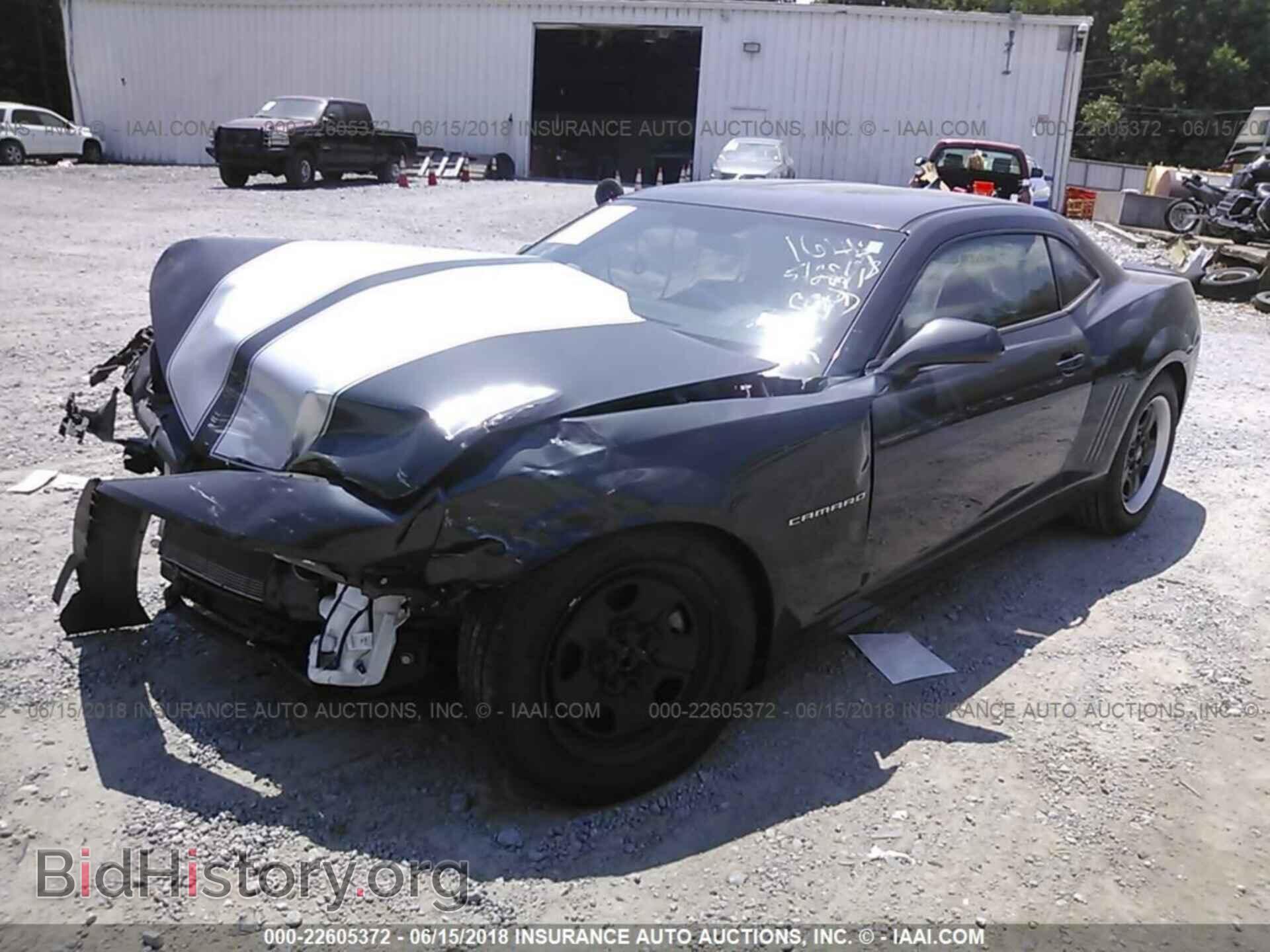 2013 Chevrolet Camaro - VIN: 2G1FA1E38D9181644 - Фото 2