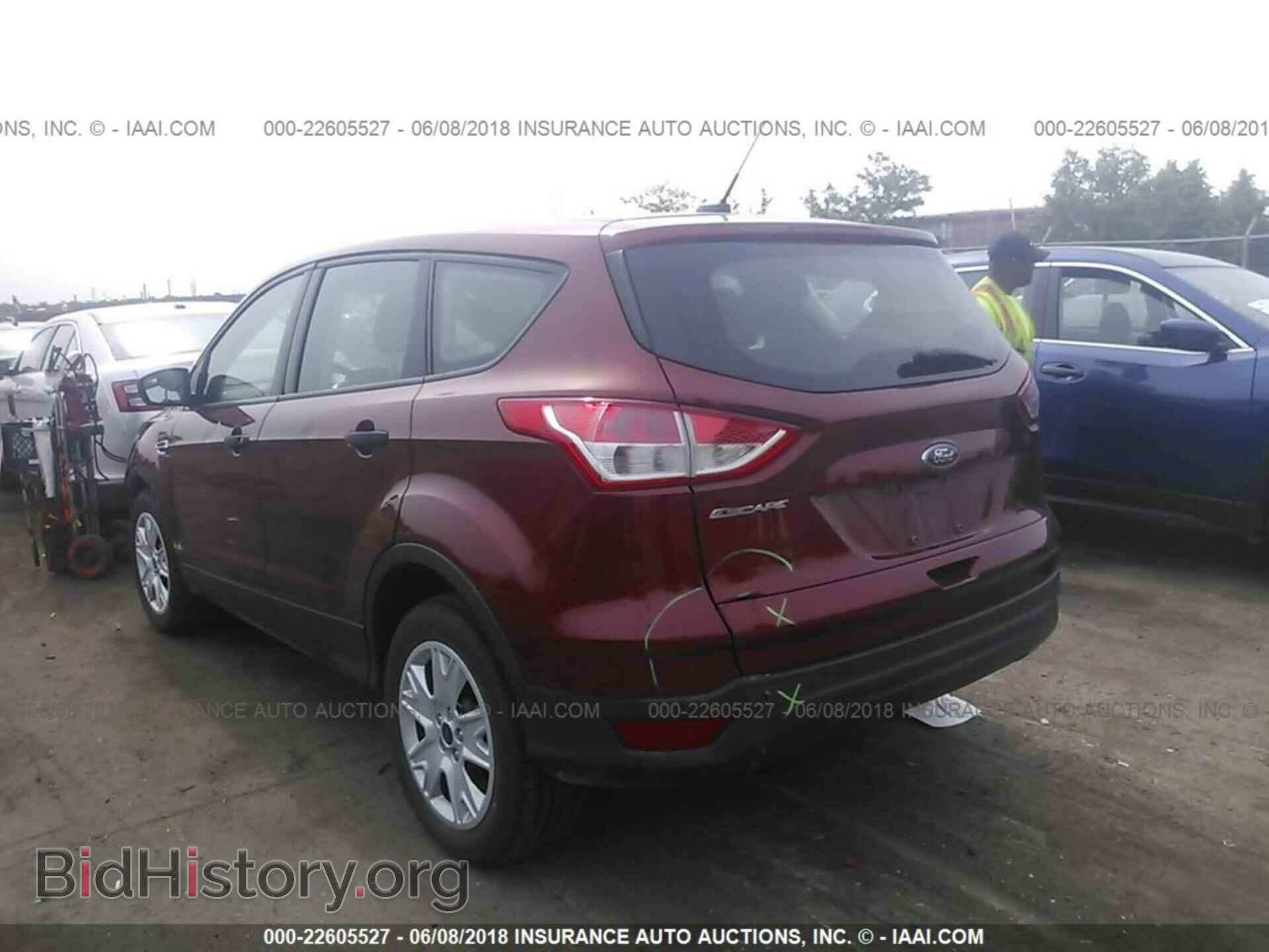 2014 Ford Escape - VIN: 1FMCU0F78EUB02647 - Фото 3