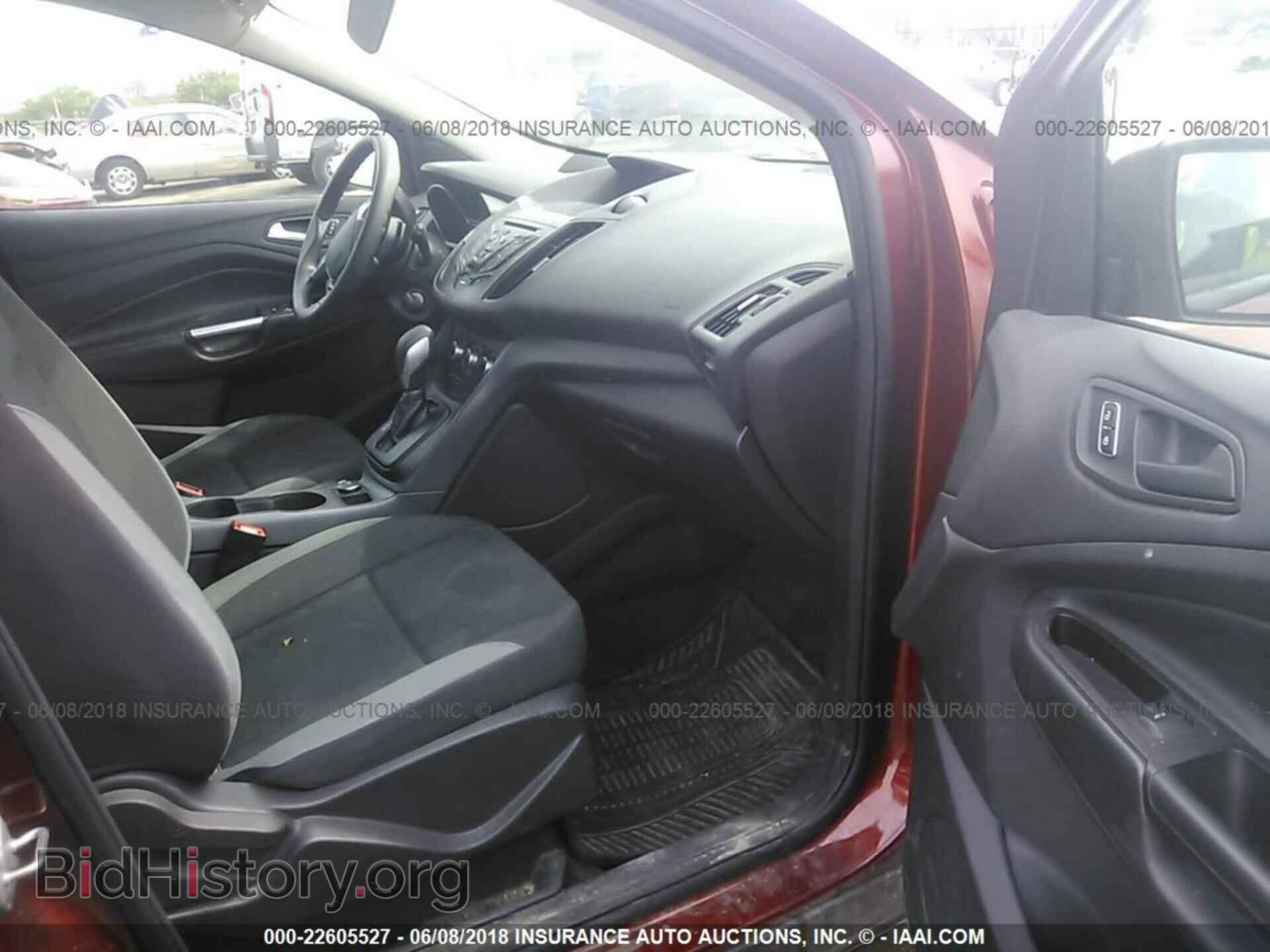 2014 Ford Escape - VIN: 1FMCU0F78EUB02647 - Фото 5