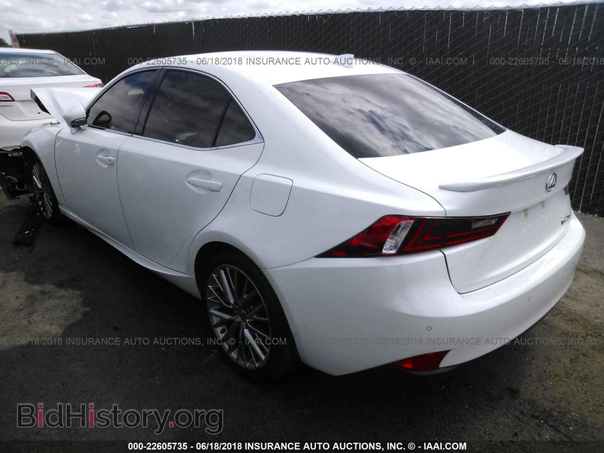 2014 Lexus Is - VIN: JTHBF1D27E5017279 - Photo 3