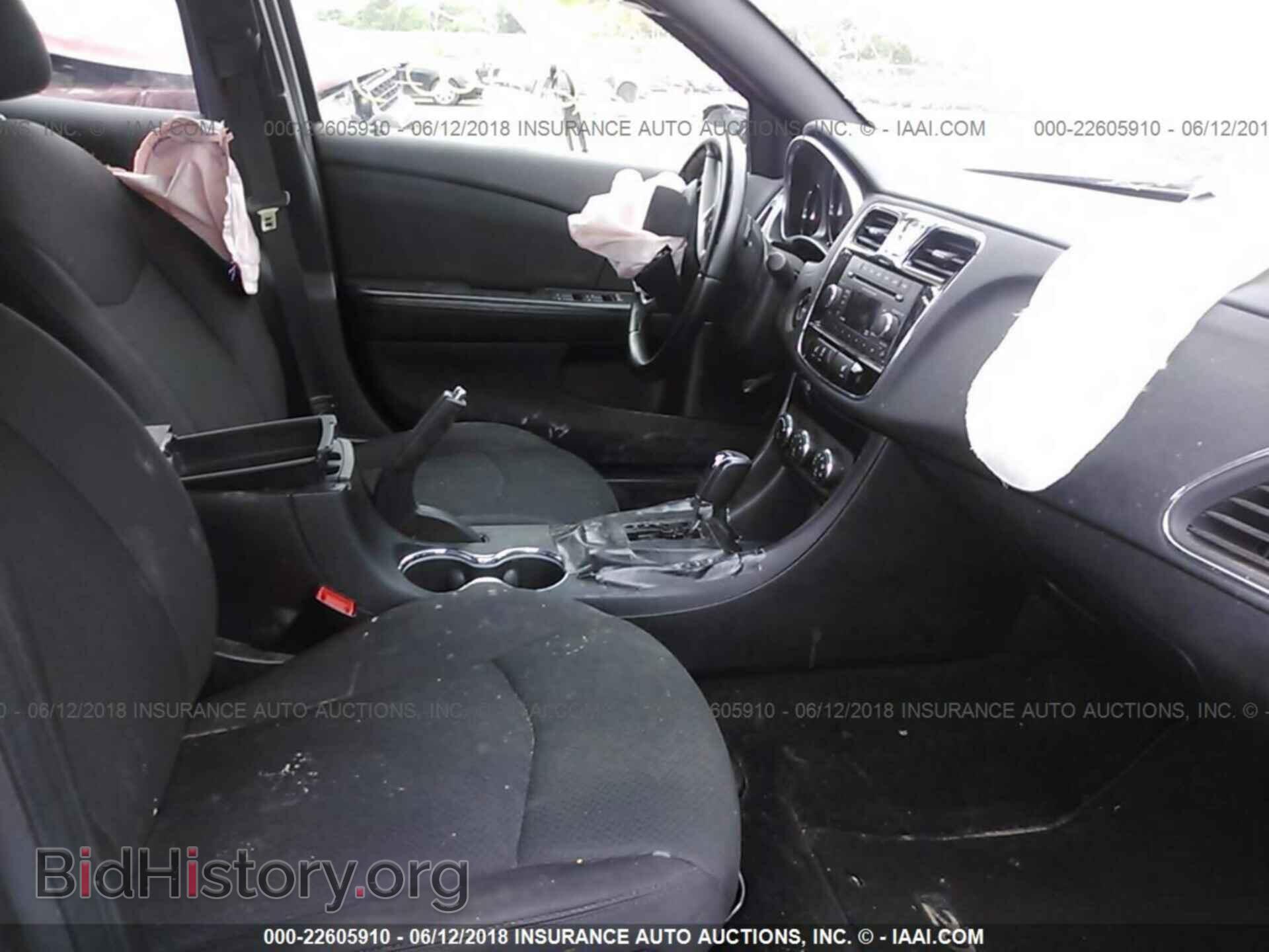 2012 Chrysler 200 - VIN: 1C3CCBBB0CN197889 - Photo 5