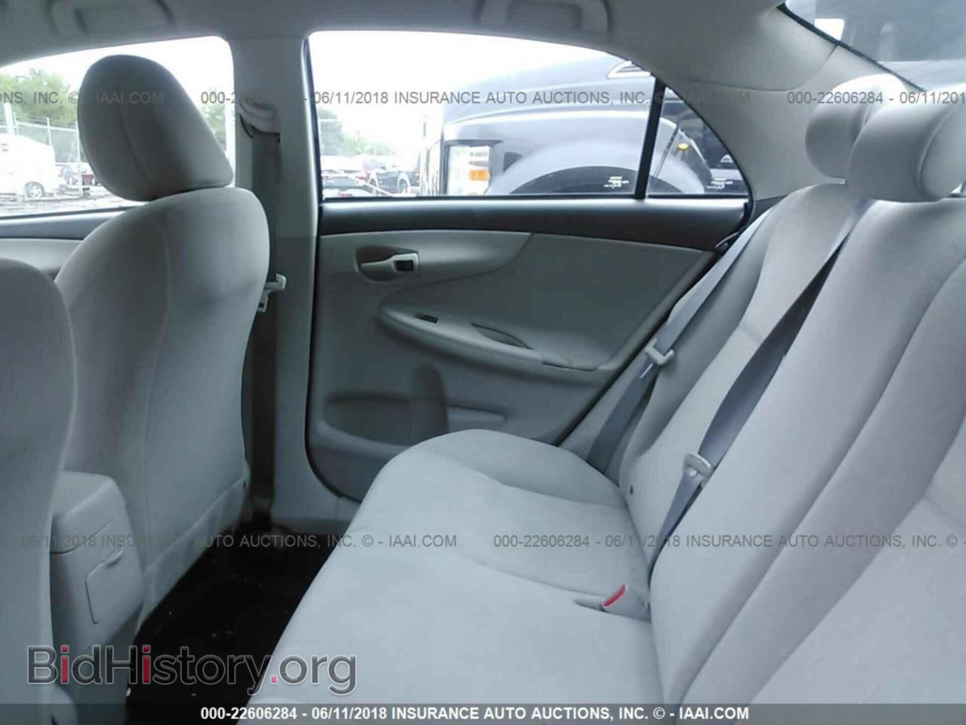 2013 Toyota Corolla - VIN: 2T1BU4EE3DC128480 - Photo 8