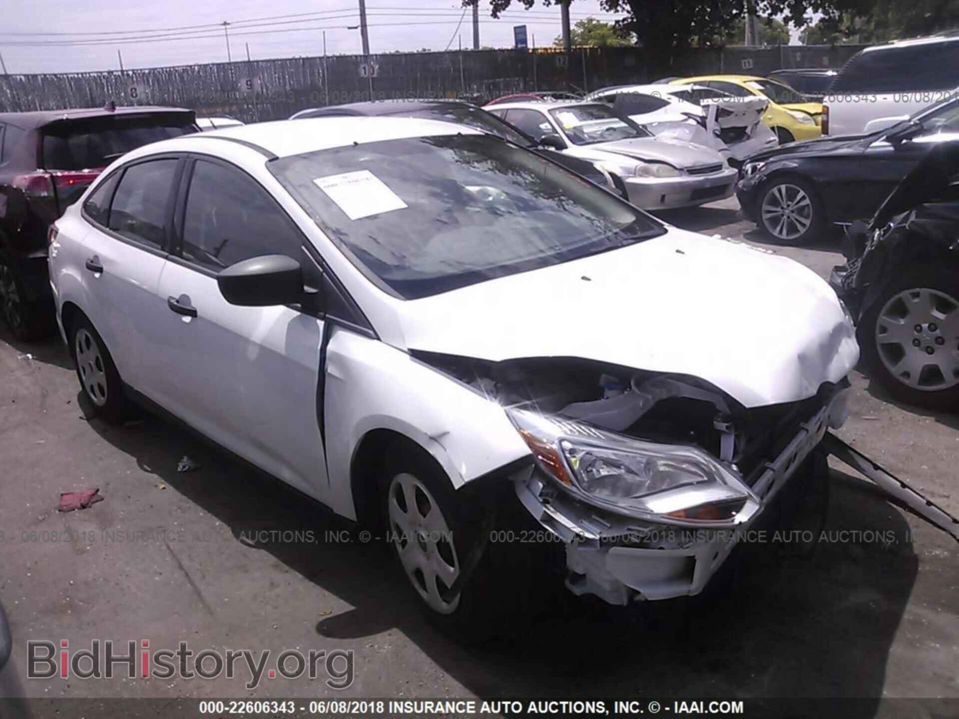 Photo 1FAHP3E20CL447737 - Ford Focus 2012