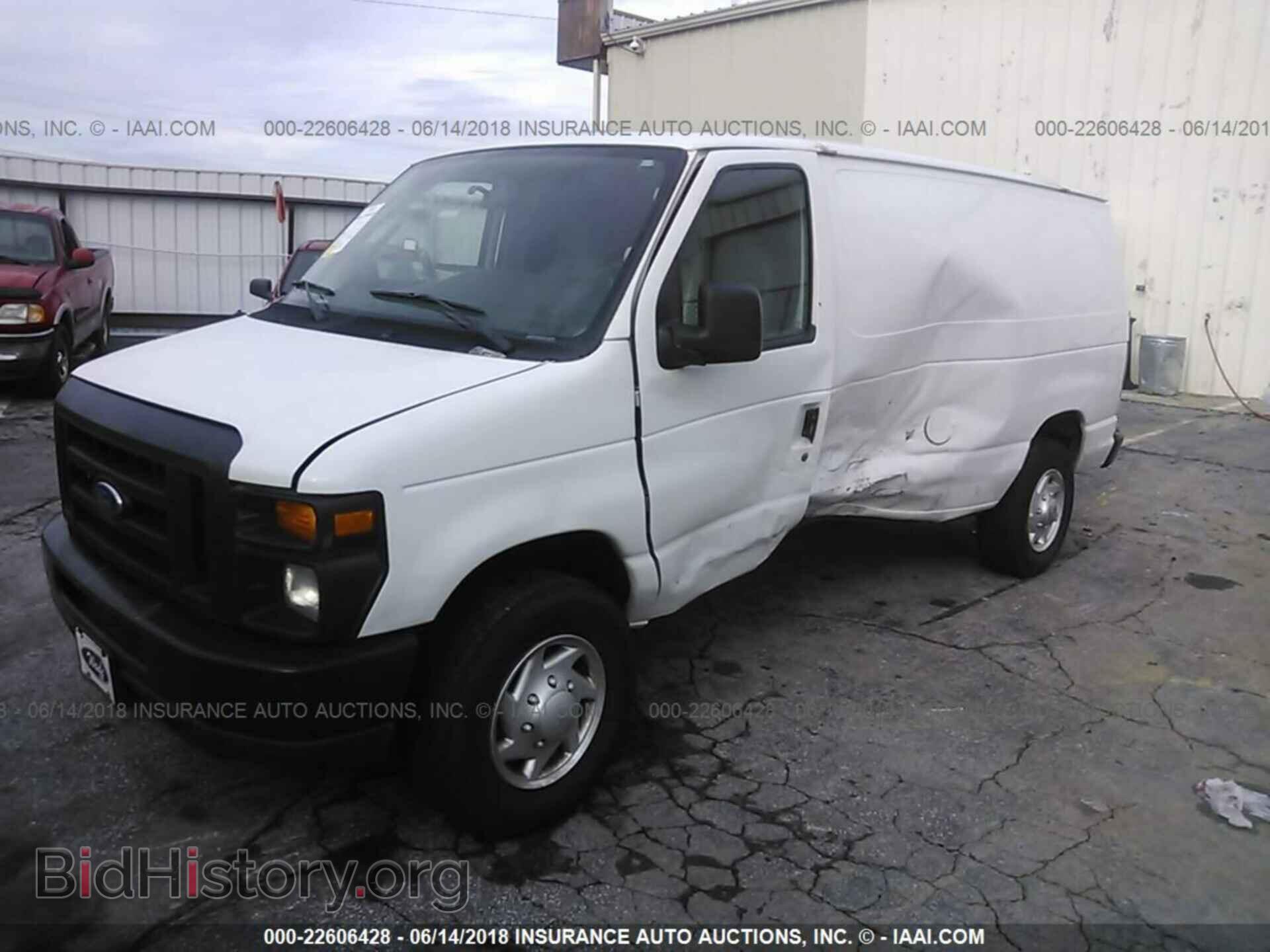 2011 Ford Econoline - VIN: 1FTNE2EL0BDA77971 - Photo 2