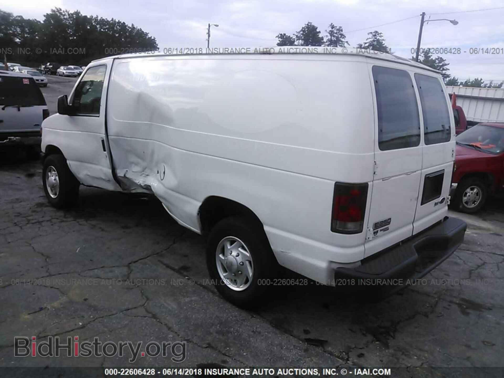 2011 Ford Econoline - VIN: 1FTNE2EL0BDA77971 - Photo 3