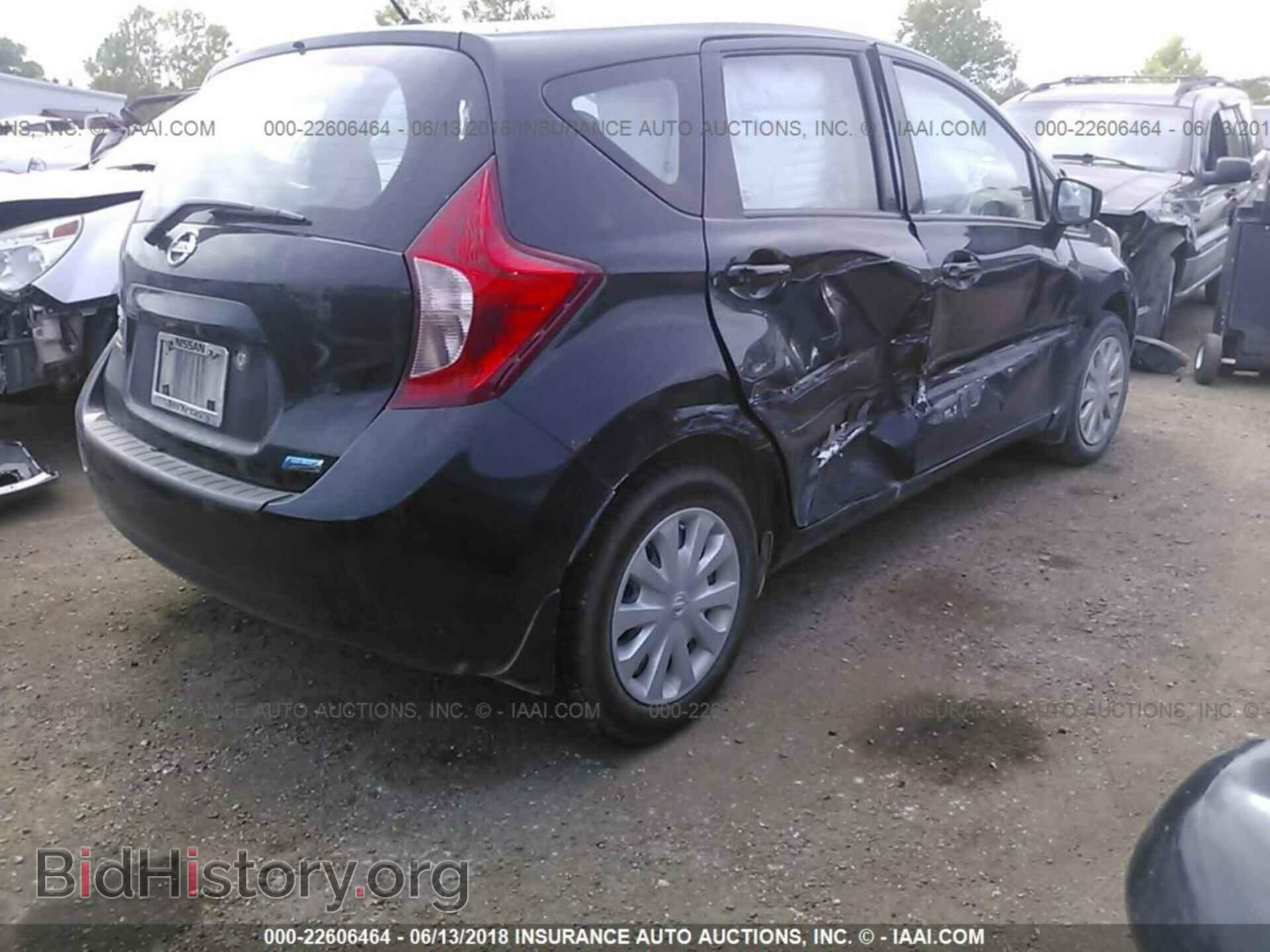 2015 Nissan Versa note - VIN: 3N1CE2CP7FL395246 - Photo 4