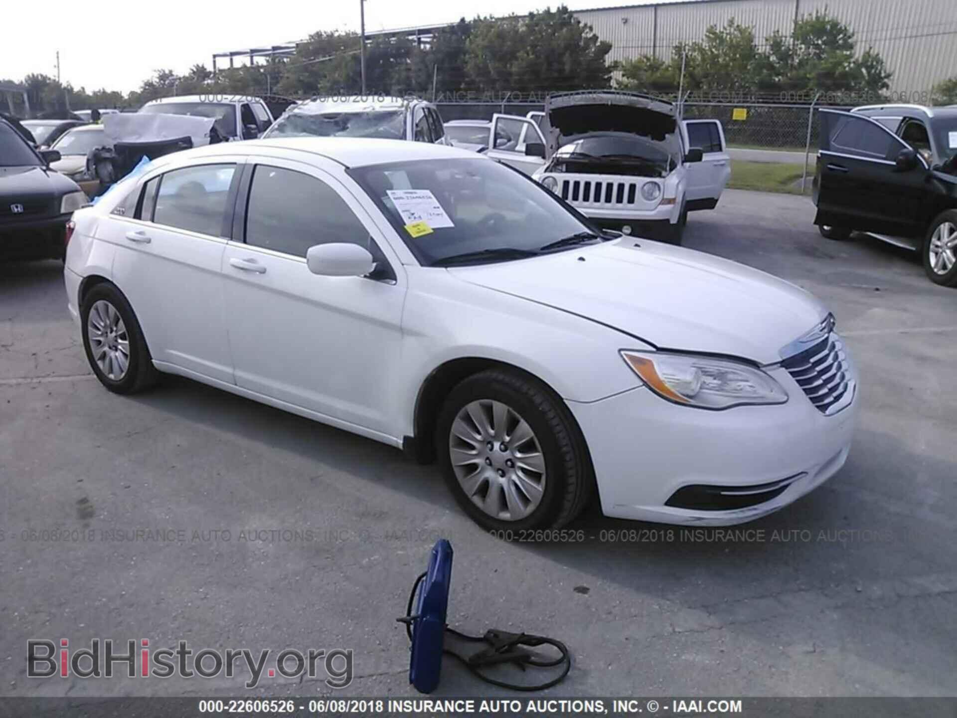 Photo 1C3CCBAB9DN604840 - Chrysler 200 2013