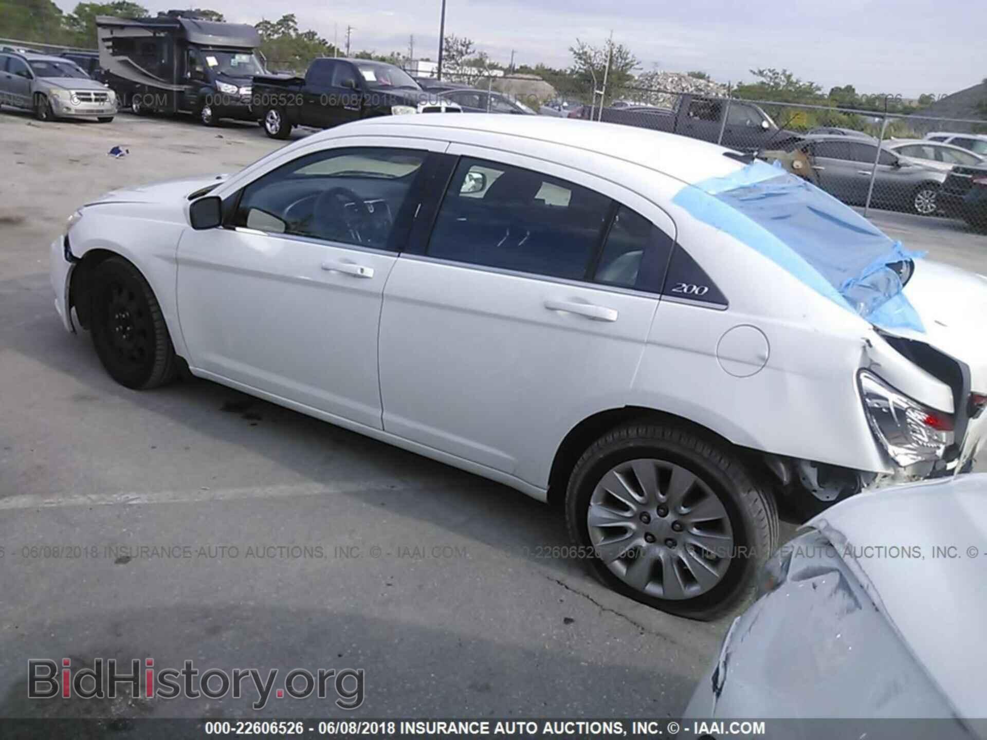 2013 Chrysler 200 - VIN: 1C3CCBAB9DN604840 - Photo 3