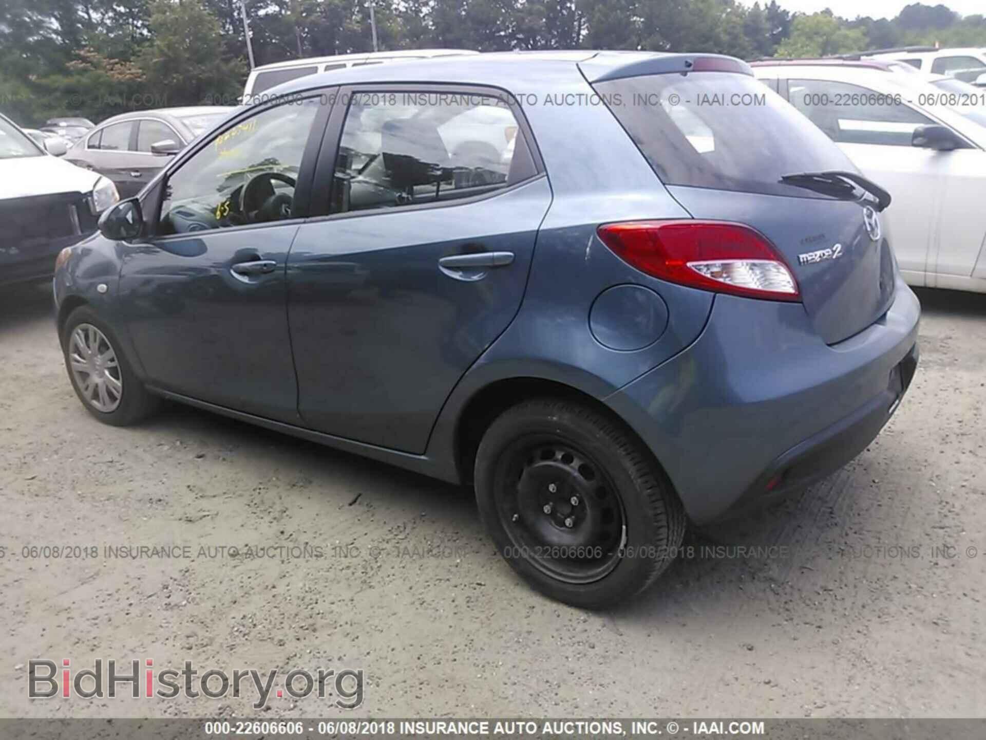 2014 Mazda Mazda2 - VIN: JM1DE1KY2E0183744 - Photo 3