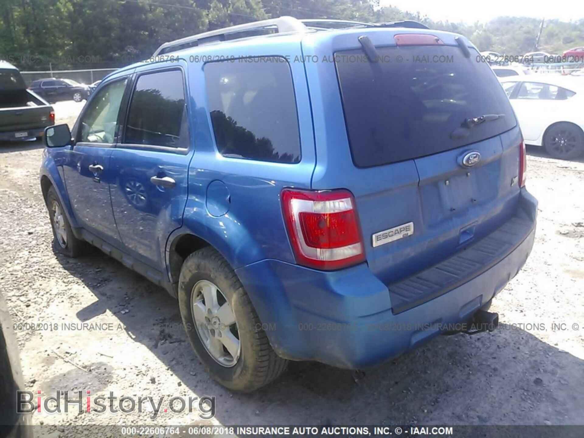 2011 Ford Escape - VIN: 1FMCU0DG0BKC43285 - Фото 3
