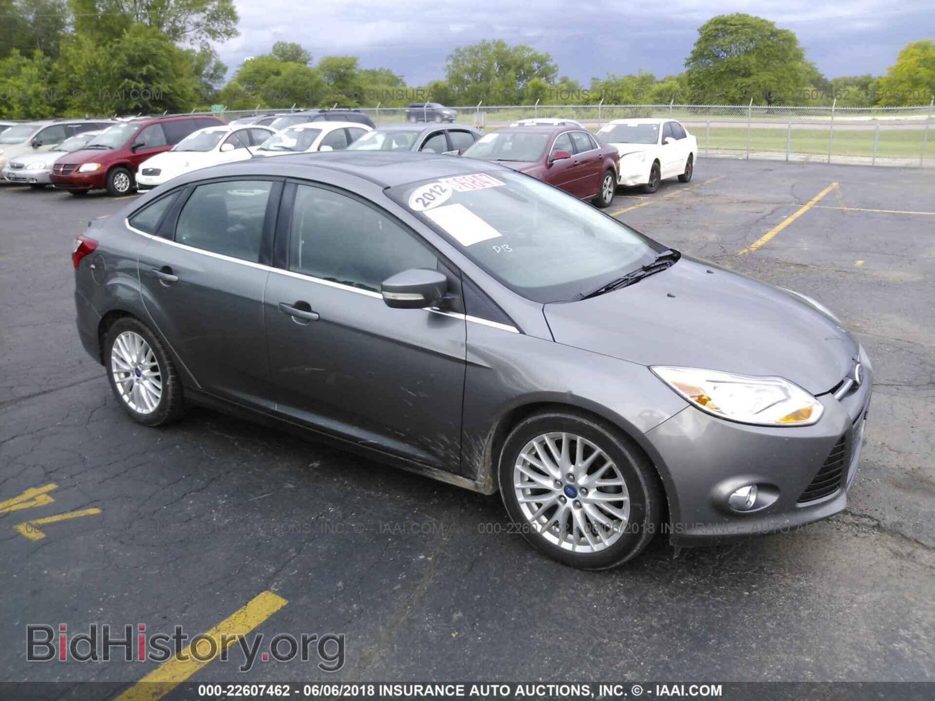 Photo 1FAHP3H21CL106276 - Ford Focus 2012