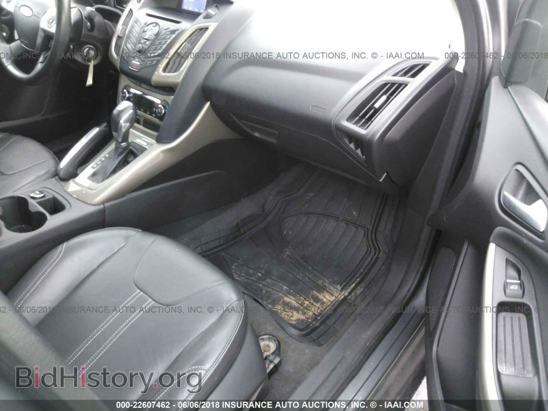 2012 Ford Focus - VIN: 1FAHP3H21CL106276 - Photo 5