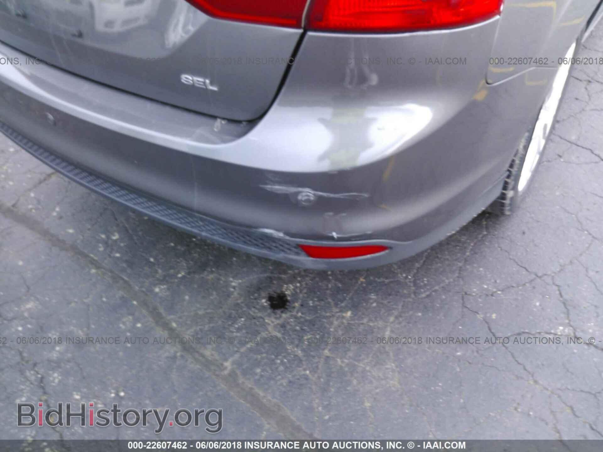 2012 Ford Focus - VIN: 1FAHP3H21CL106276 - Photo 6