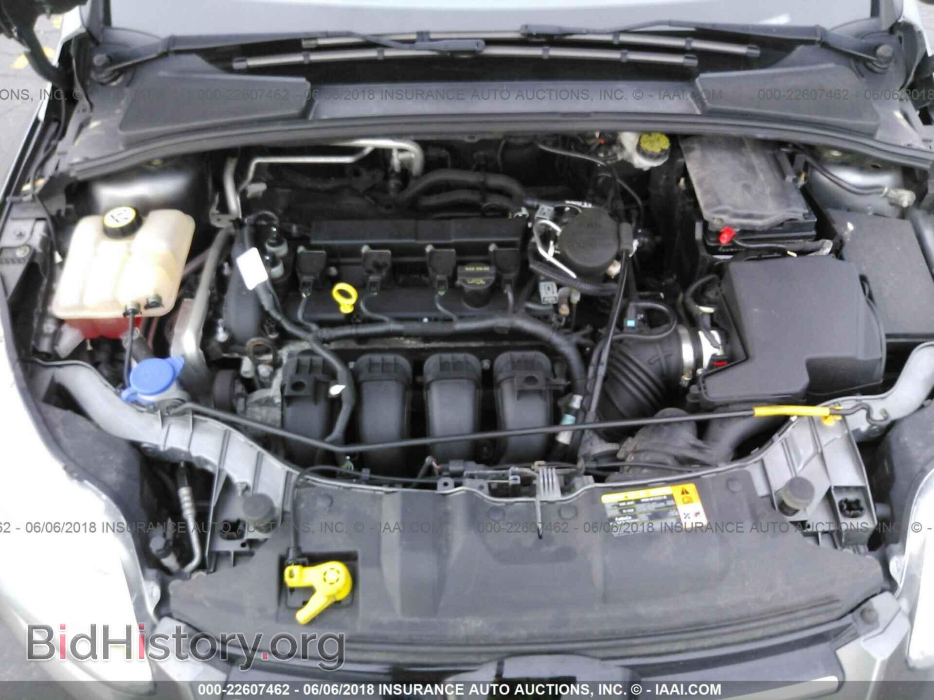 2012 Ford Focus - VIN: 1FAHP3H21CL106276 - Photo 10