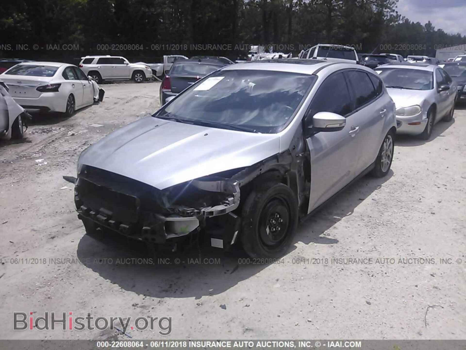 2015 Ford Focus - VIN: 1FADP3K25FL355241 - Photo 2