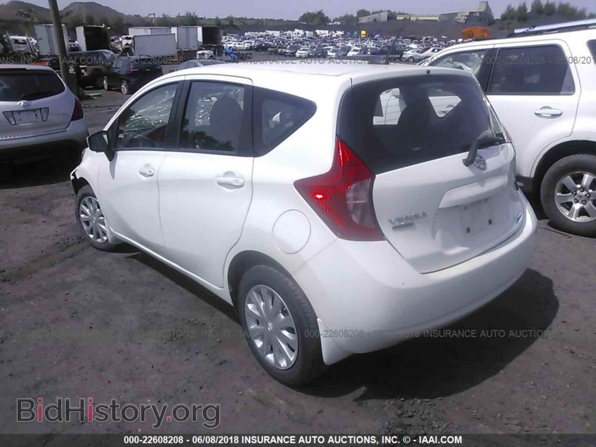 2015 Nissan Versa note - VIN: 3N1CE2CP9FL441112 - Photo 3
