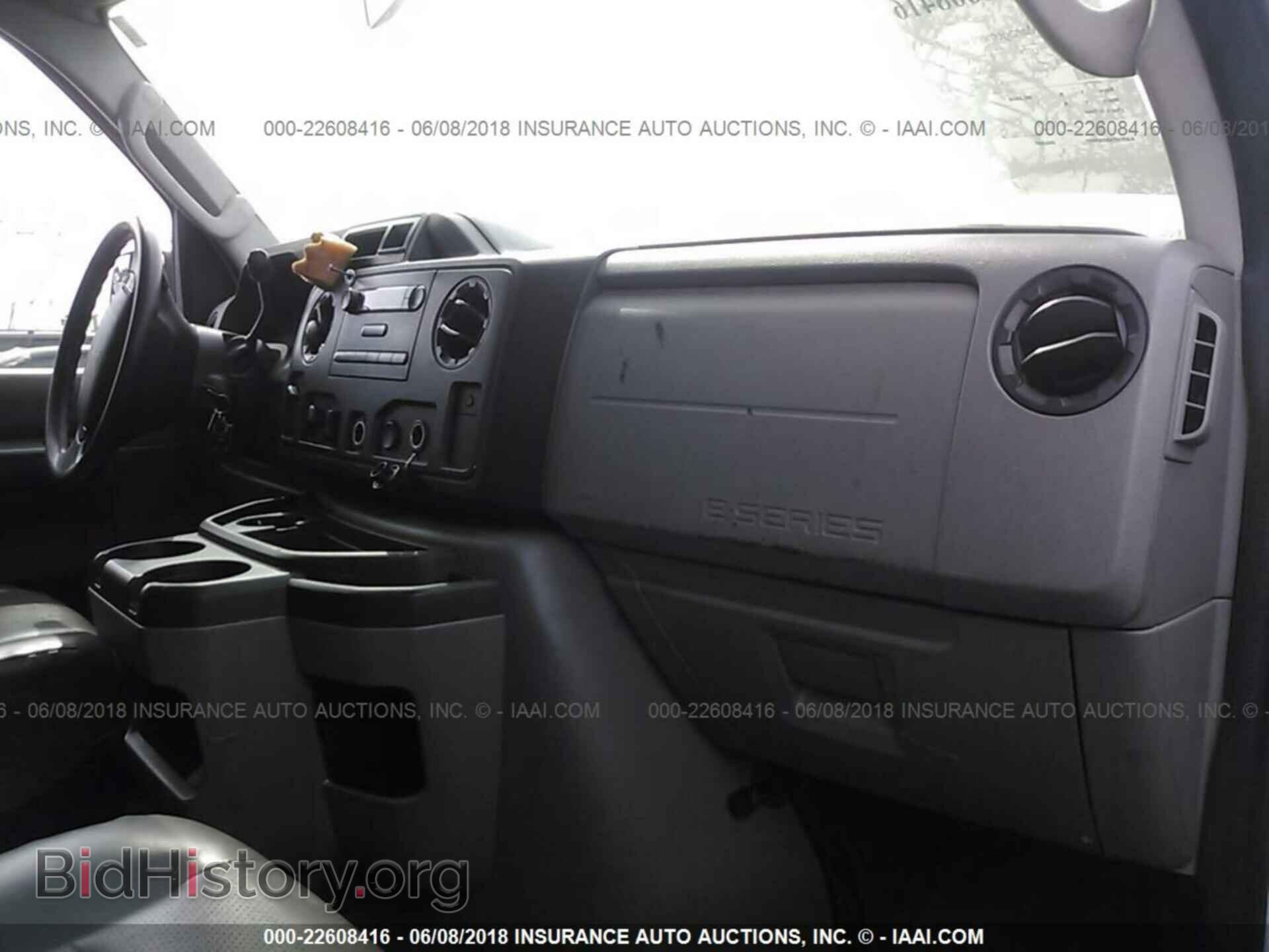 2011 Ford Econoline - VIN: 1FTNE2EL3BDA10832 - Photo 5