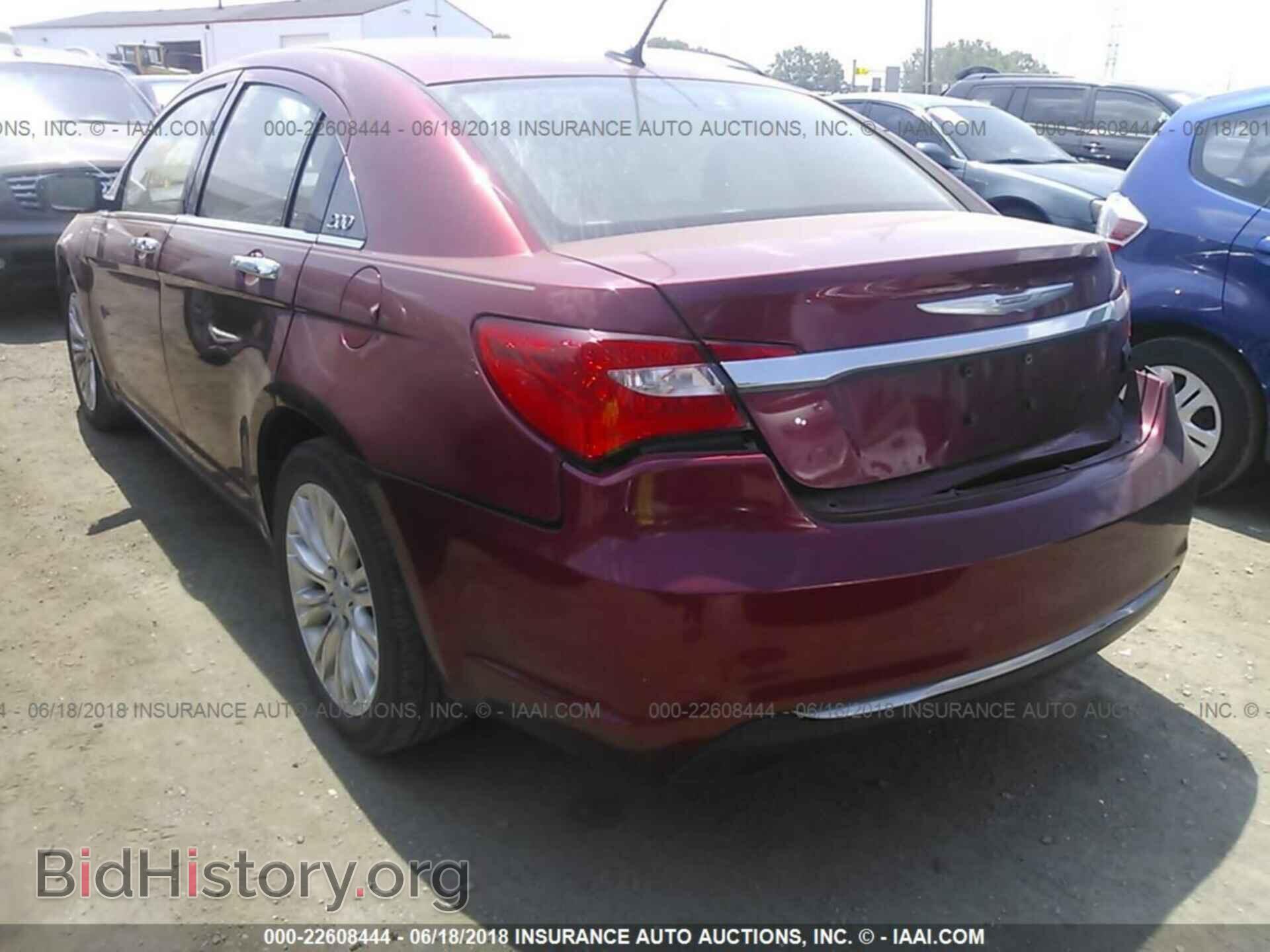 2011 Chrysler 200 - VIN: 1C3BC2FG6BN594667 - Фото 3