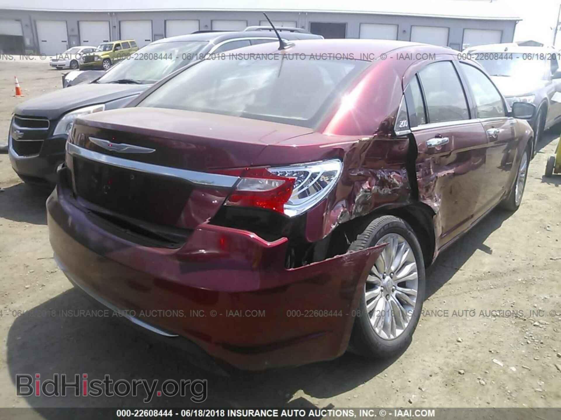 2011 Chrysler 200 - VIN: 1C3BC2FG6BN594667 - Фото 4