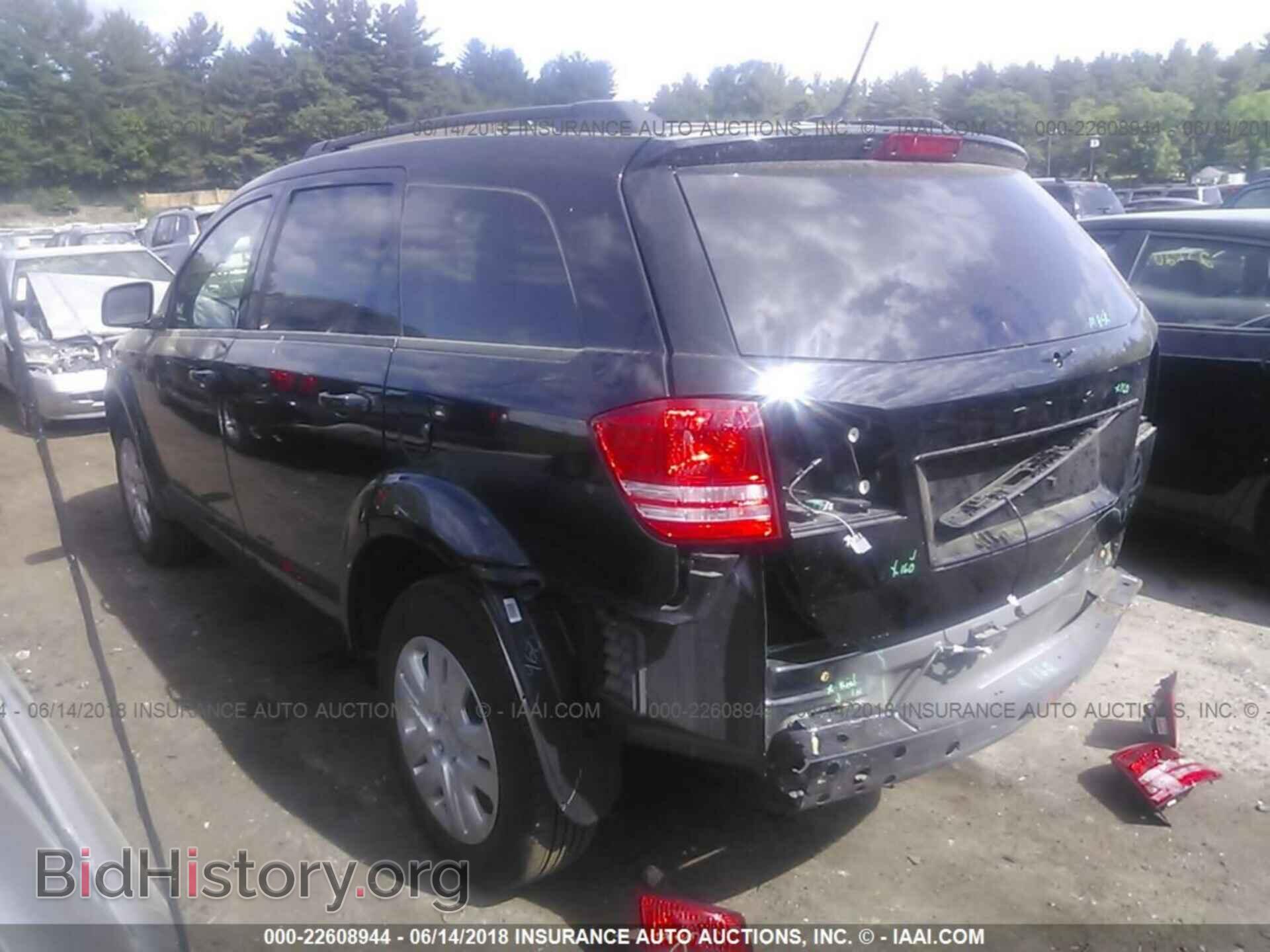 2018 Dodge Journey - VIN: 3C4PDCABXJT241511 - Фото 3