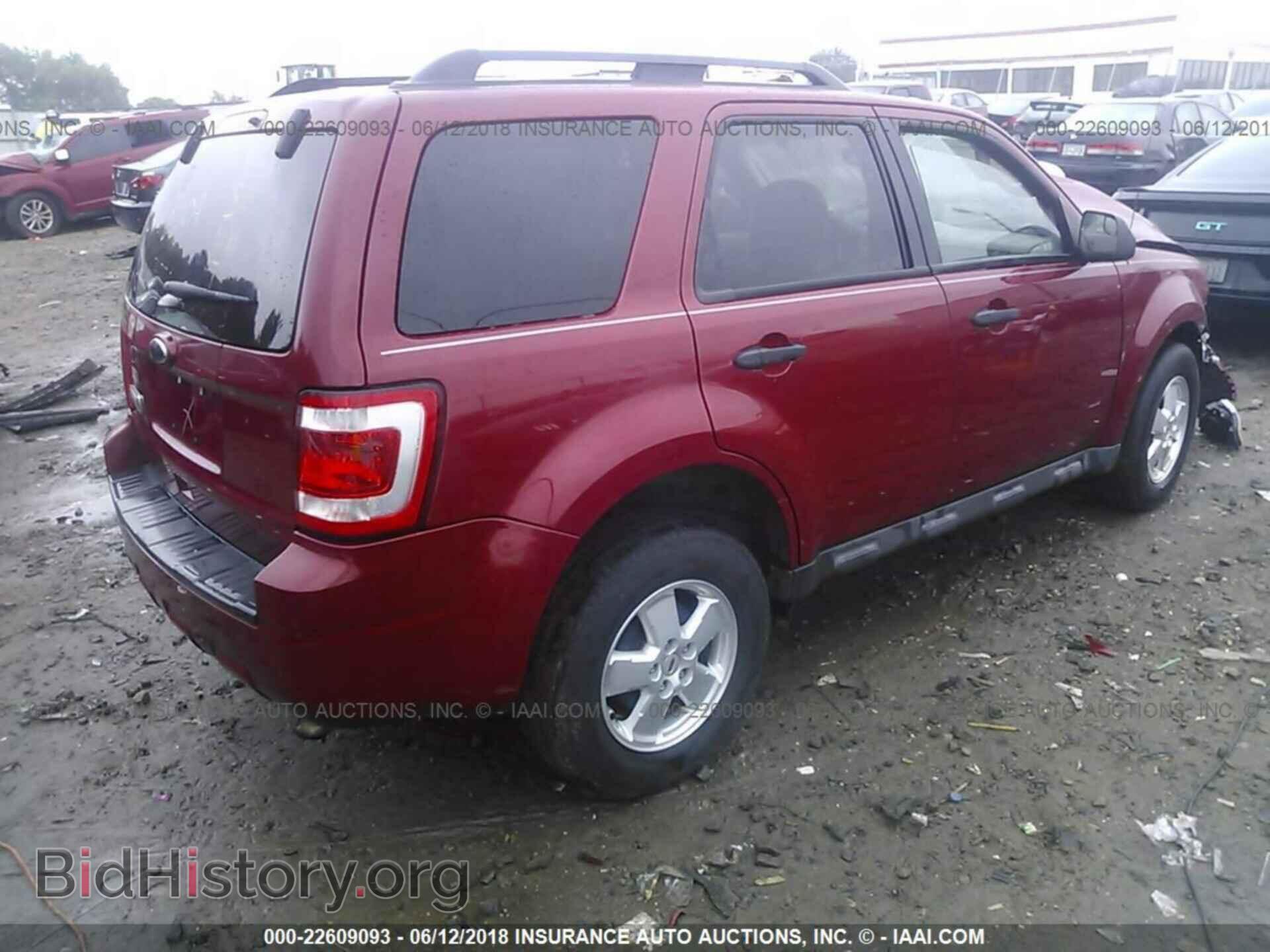 2011 Ford Escape - VIN: 1FMCU0D72BKB23004 - Photo 4