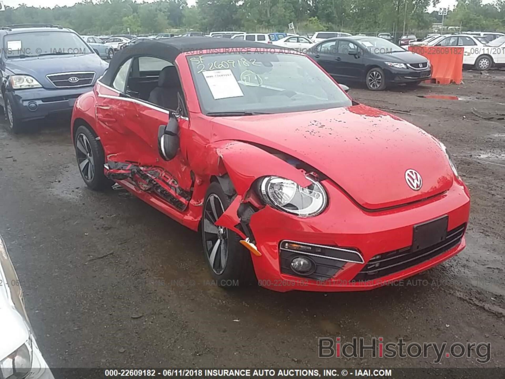 Photo 3VW7T7AT2GM801010 - Volkswagen Beetle 2016