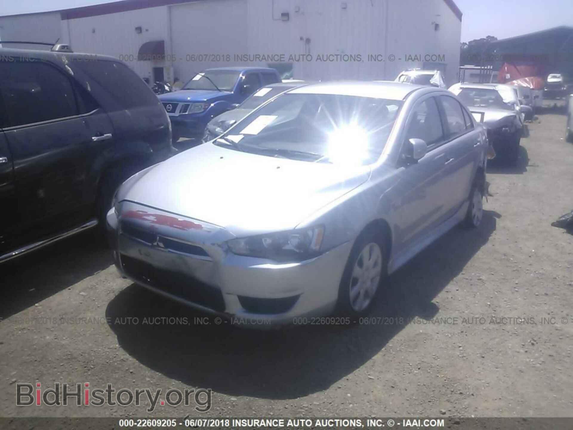 2014 Mitsubishi Lancer - VIN: JA32U2FU1EU013602 - Фото 2