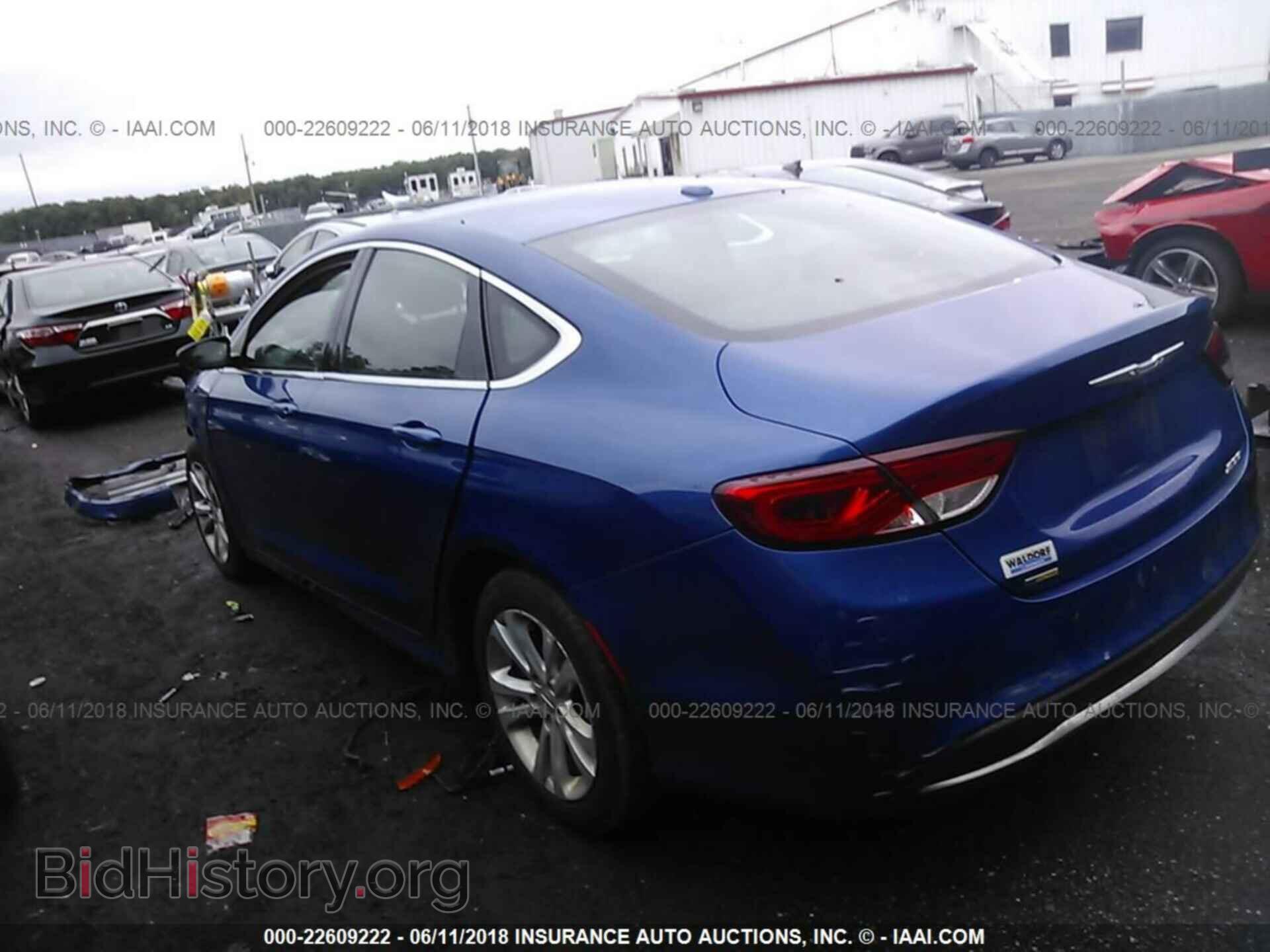 2015 Chrysler 200 - VIN: 1C3CCCAB4FN659771 - Фото 3