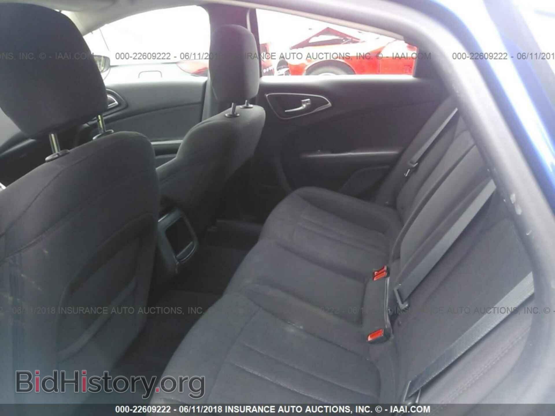 2015 Chrysler 200 - VIN: 1C3CCCAB4FN659771 - Фото 8