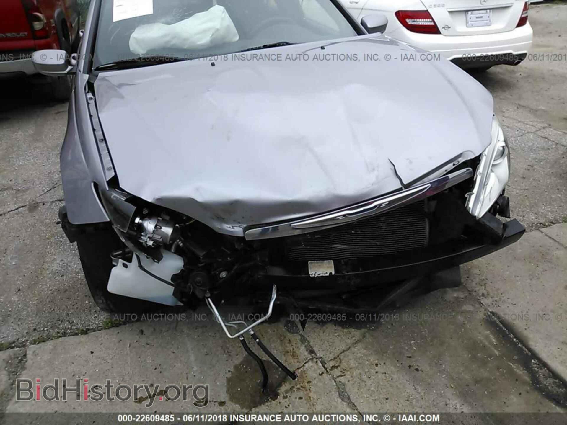 2014 Chrysler 200 - VIN: 1C3CCBAB4EN143435 - Photo 6