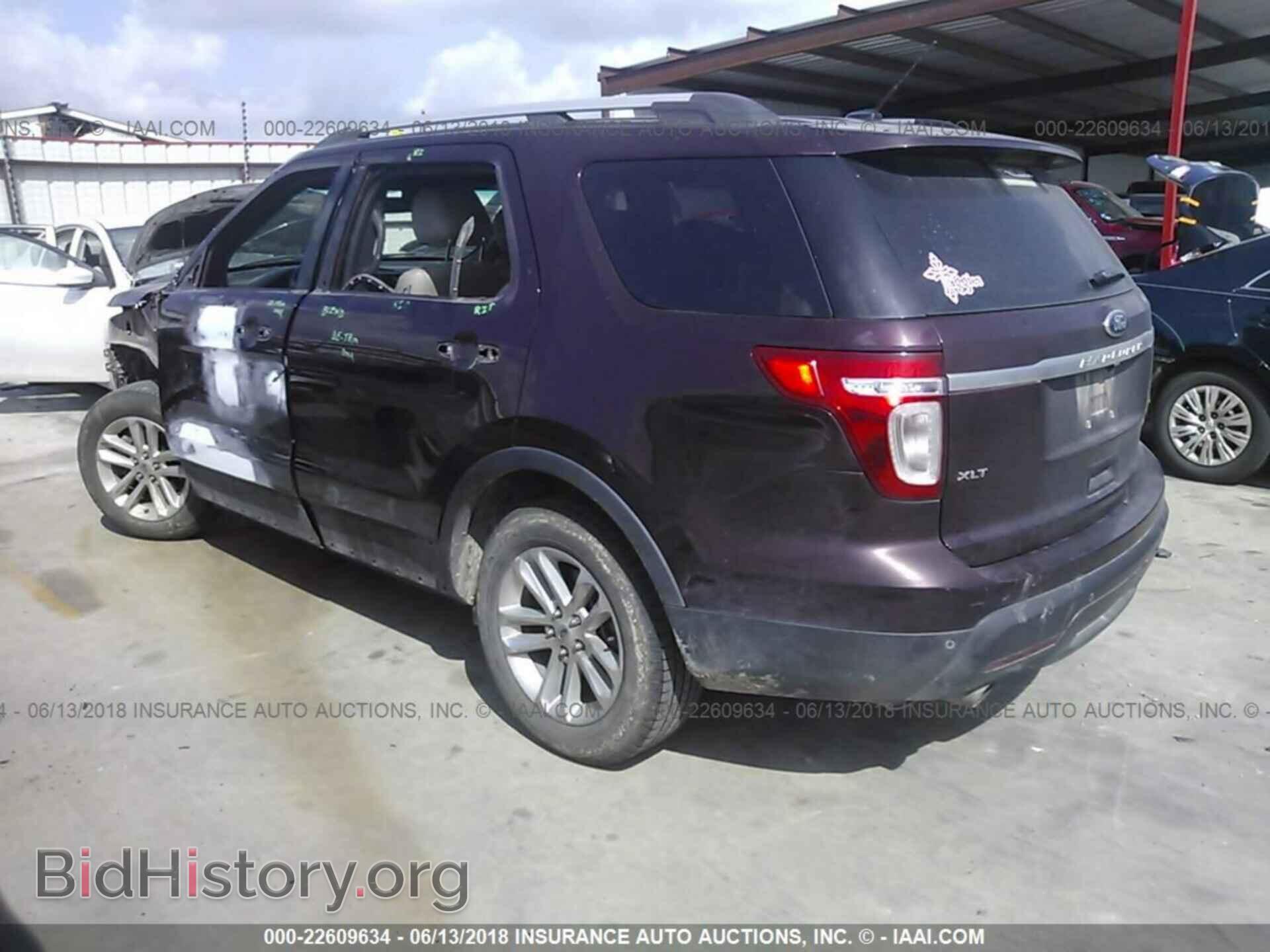 2011 Ford Explorer - VIN: 1FMHK7D84BGA12745 - Фото 3
