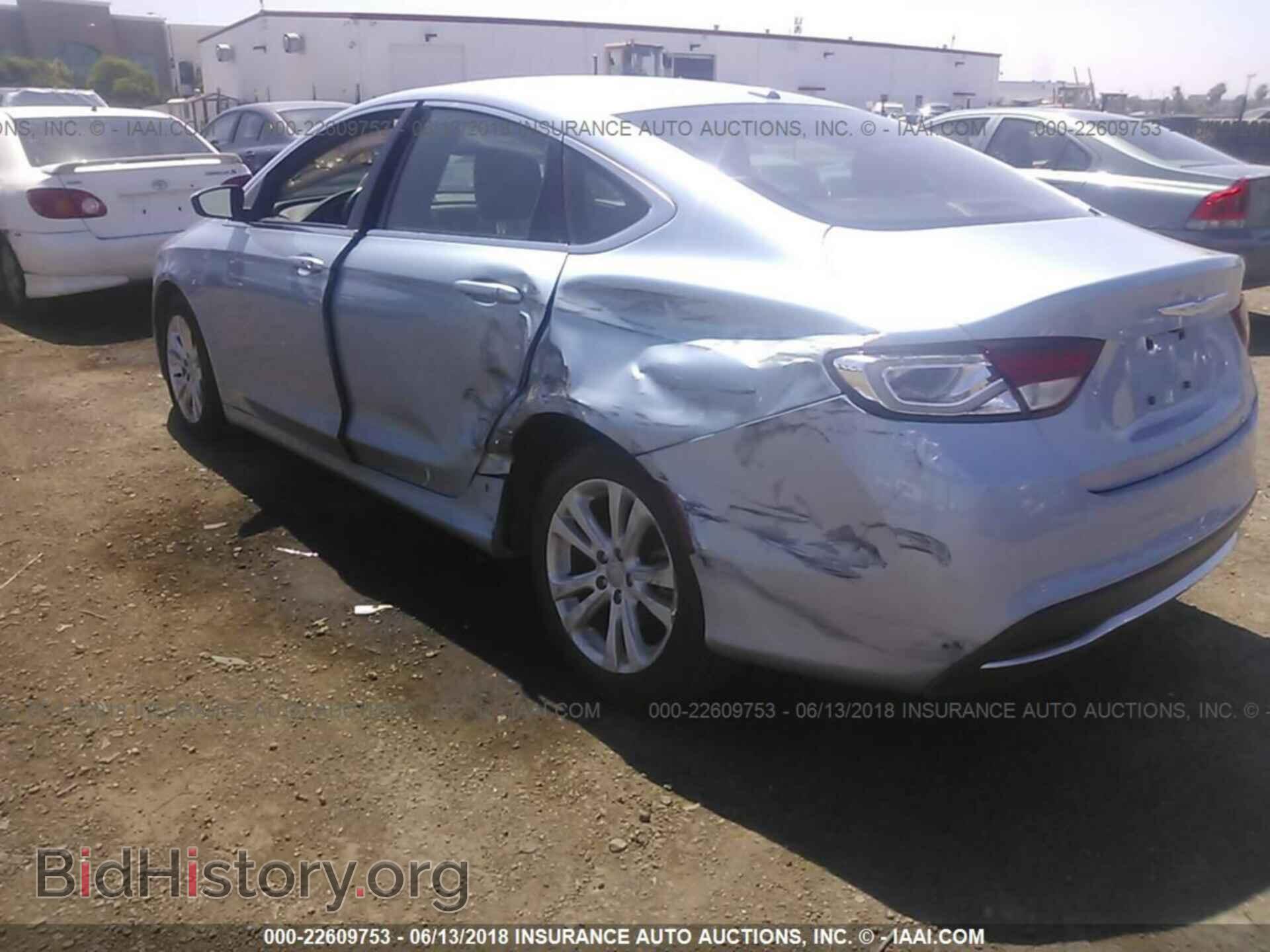 2015 Chrysler 200 - VIN: 1C3CCCABXFN627326 - Photo 3