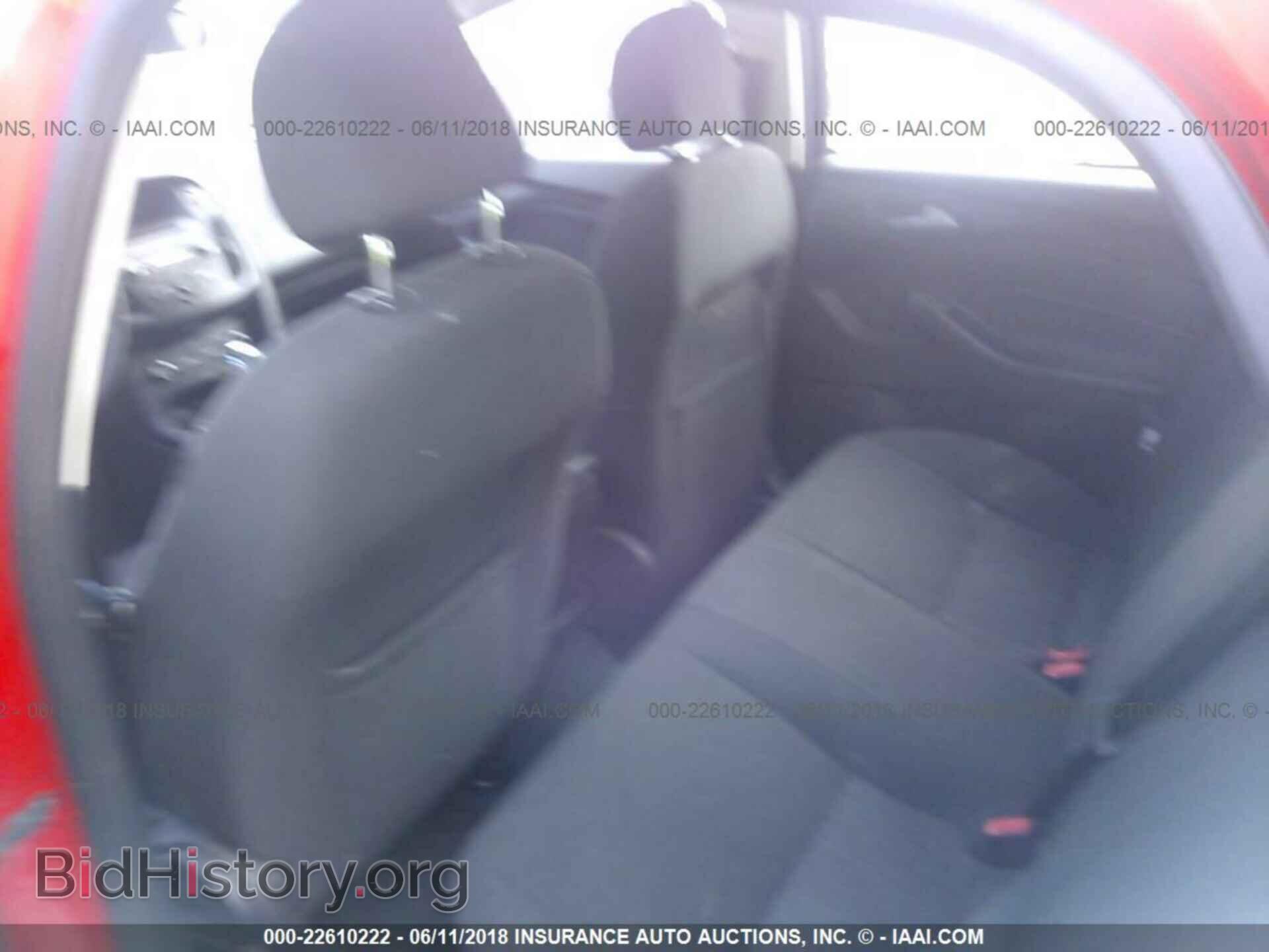 2016 Ford Focus - VIN: 1FADP3F24GL205682 - Photo 8