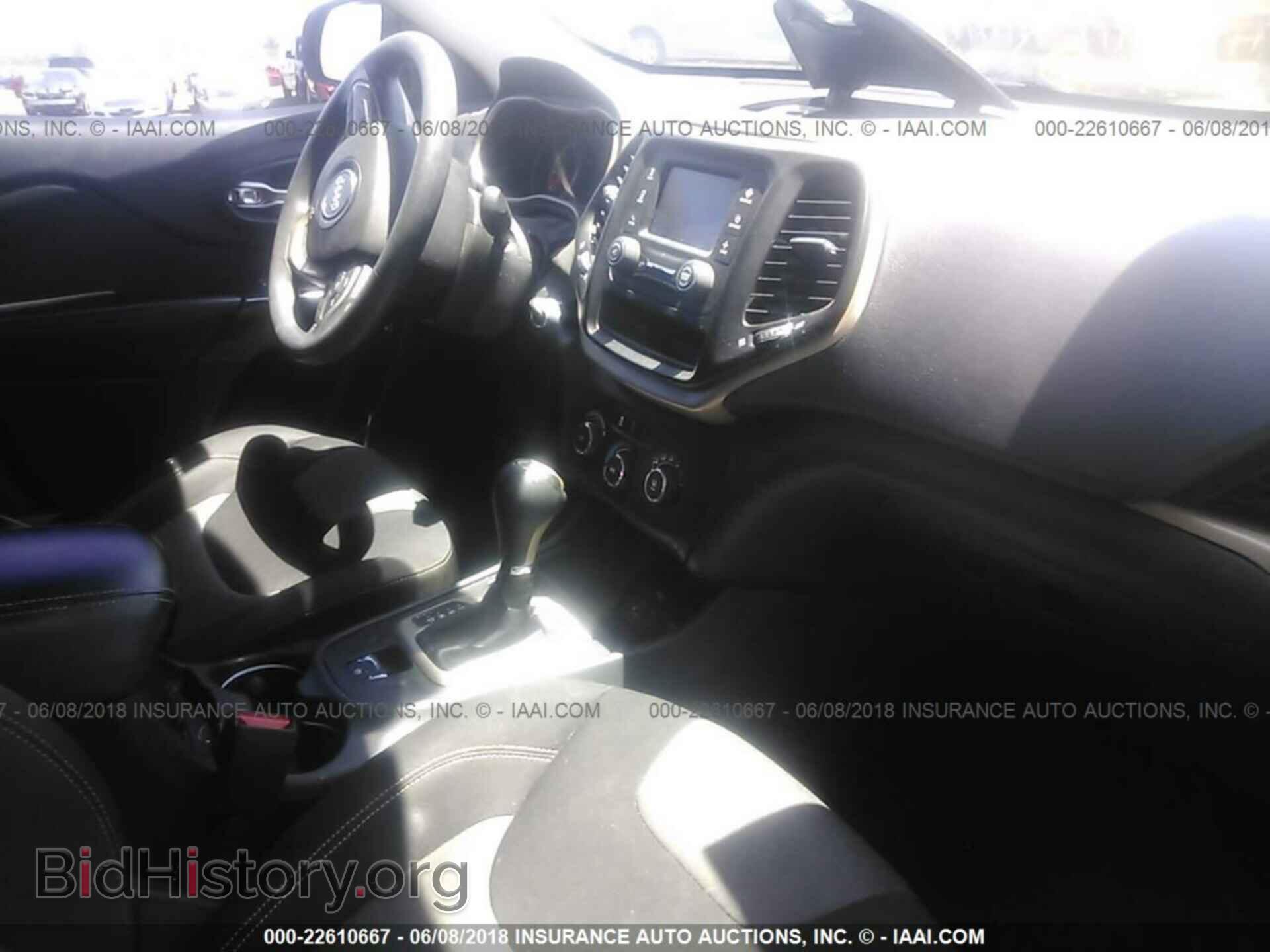 2015 Jeep Cherokee - VIN: 1C4PJLAB4FW535948 - Фото 5