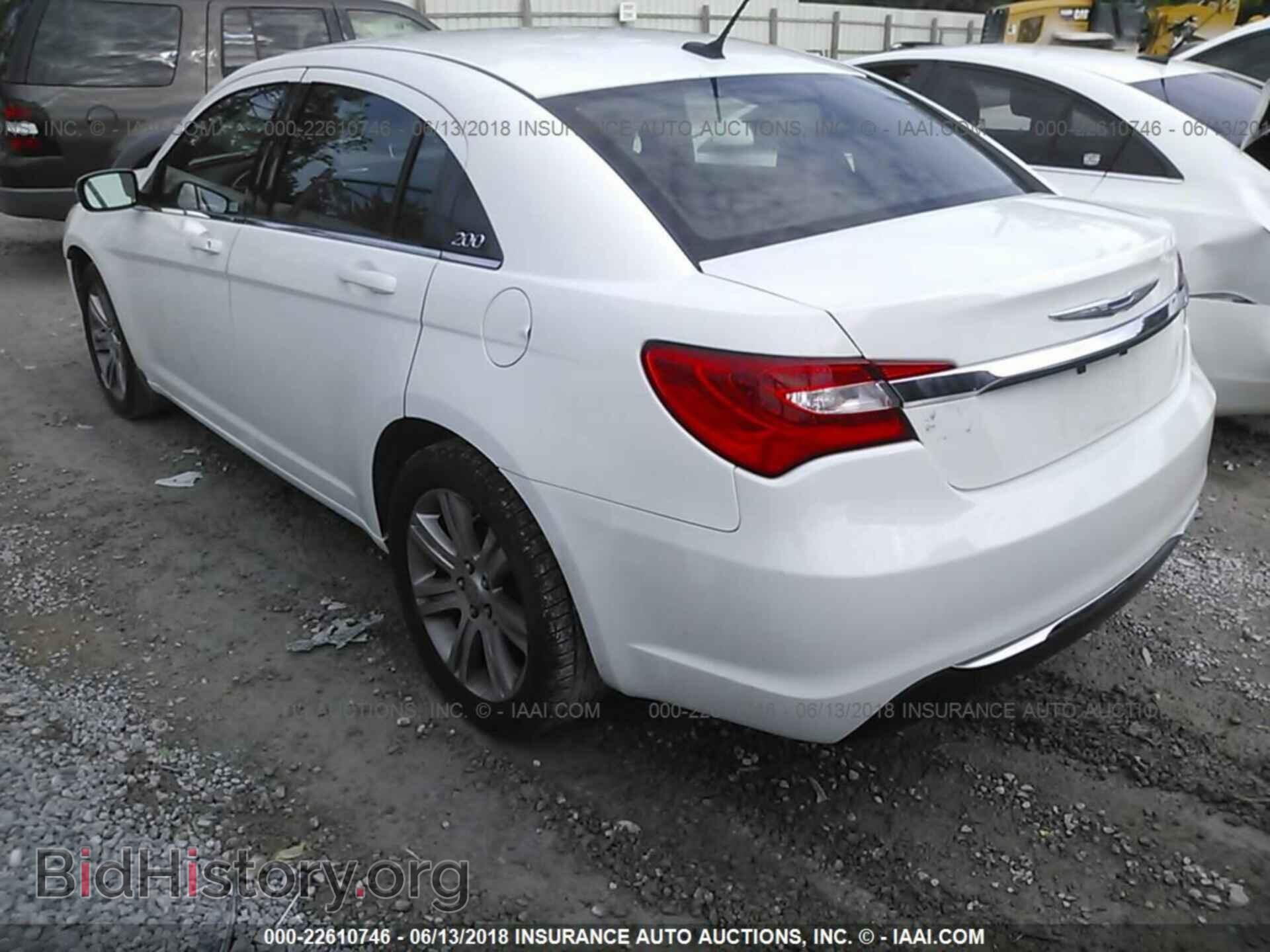 2013 Chrysler 200 - VIN: 1C3CCBBB6DN765323 - Фото 3