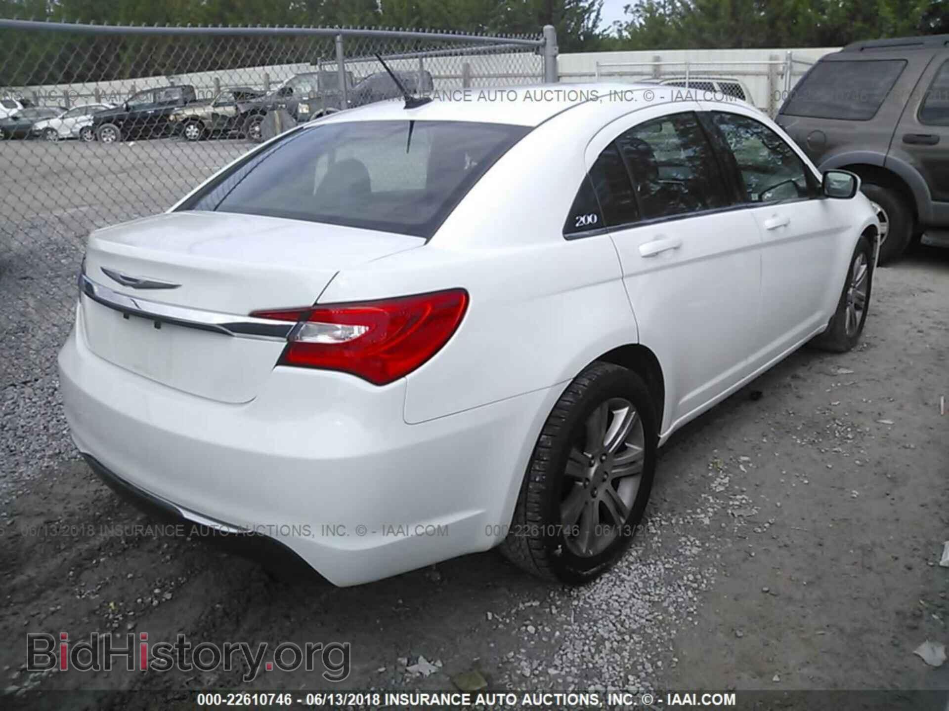 2013 Chrysler 200 - VIN: 1C3CCBBB6DN765323 - Фото 4